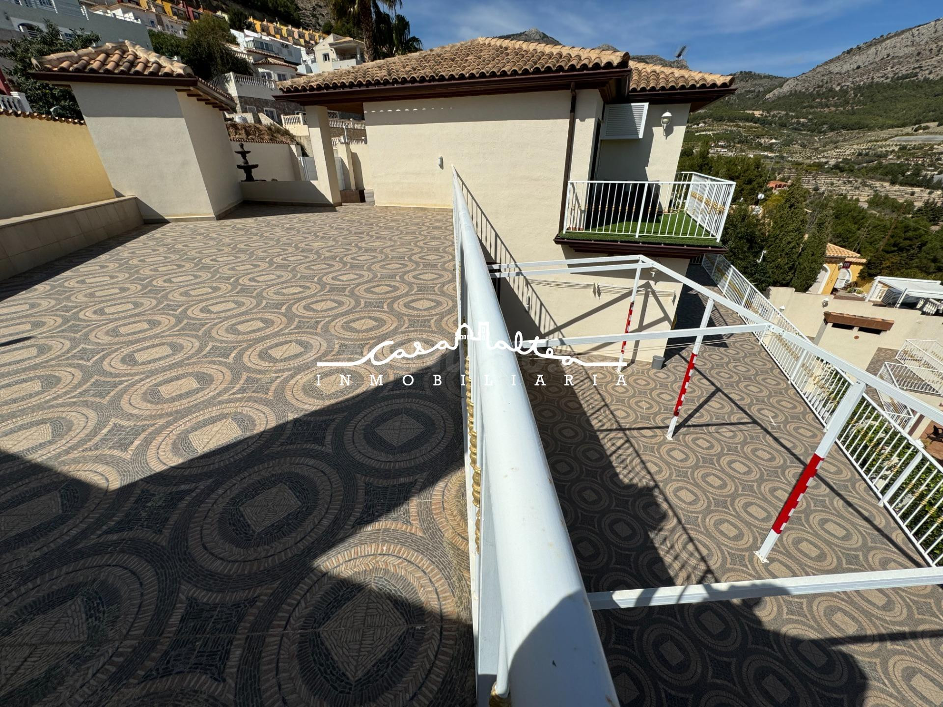 En venta chalet independiente con increíbles vistas panorámi - foto 4