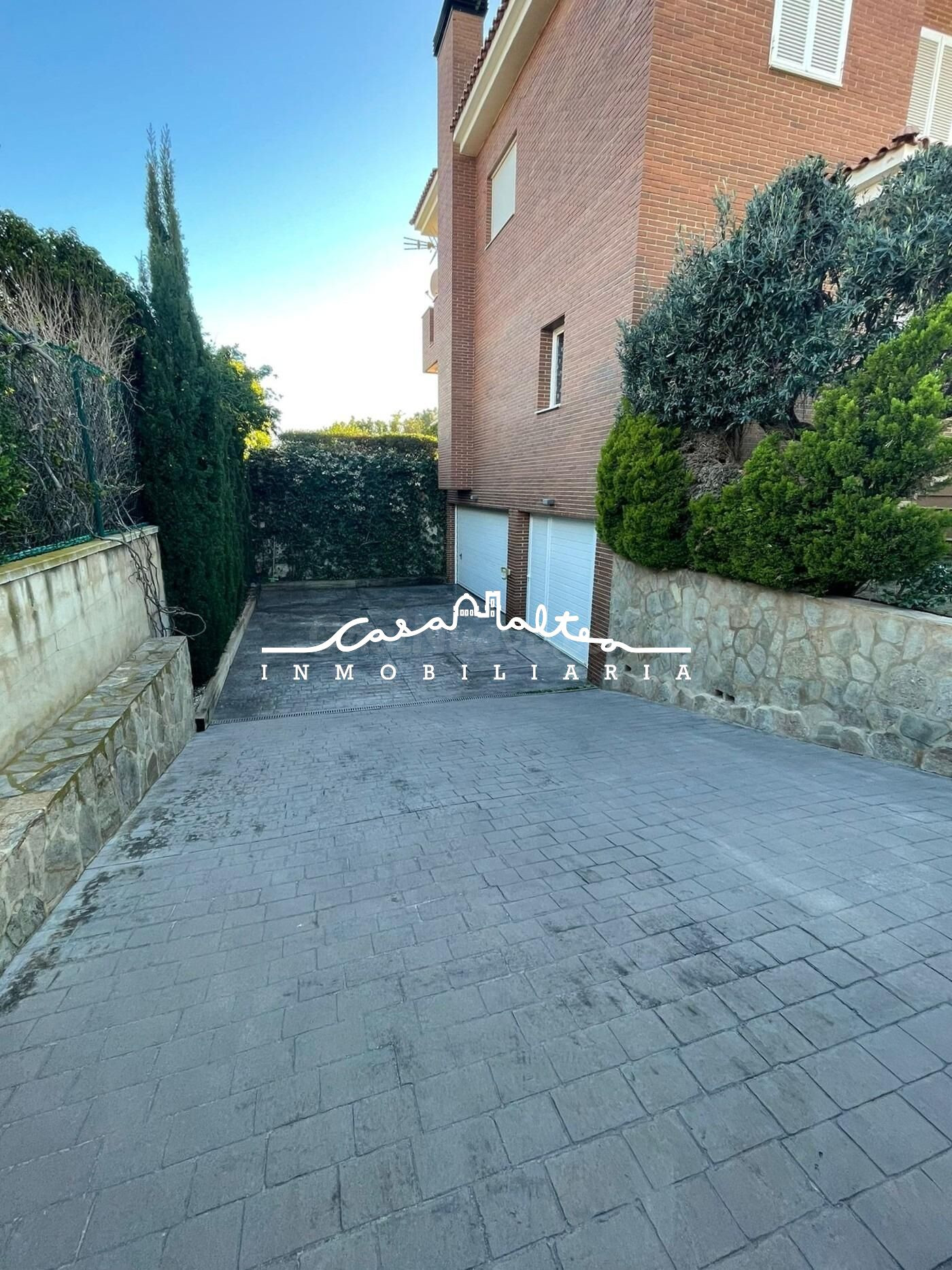 MAGNÍFICO CHALET INDEPENDIENTE CON PISCINA PROPIA - foto 5
