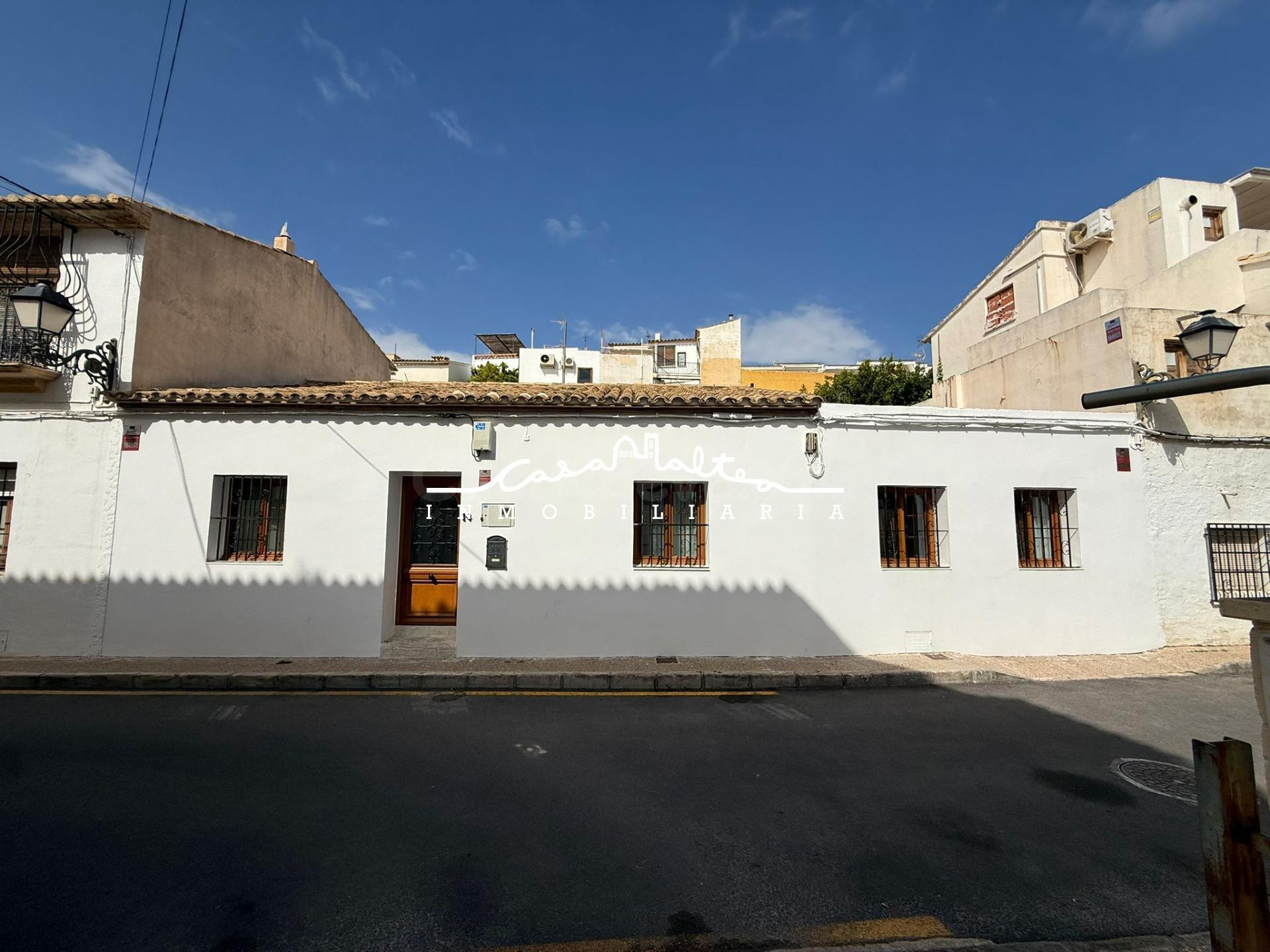 SE VENDE CASA EN EL CORAZON DEL CASCO ANTIGUO DE ALTEA - foto 3