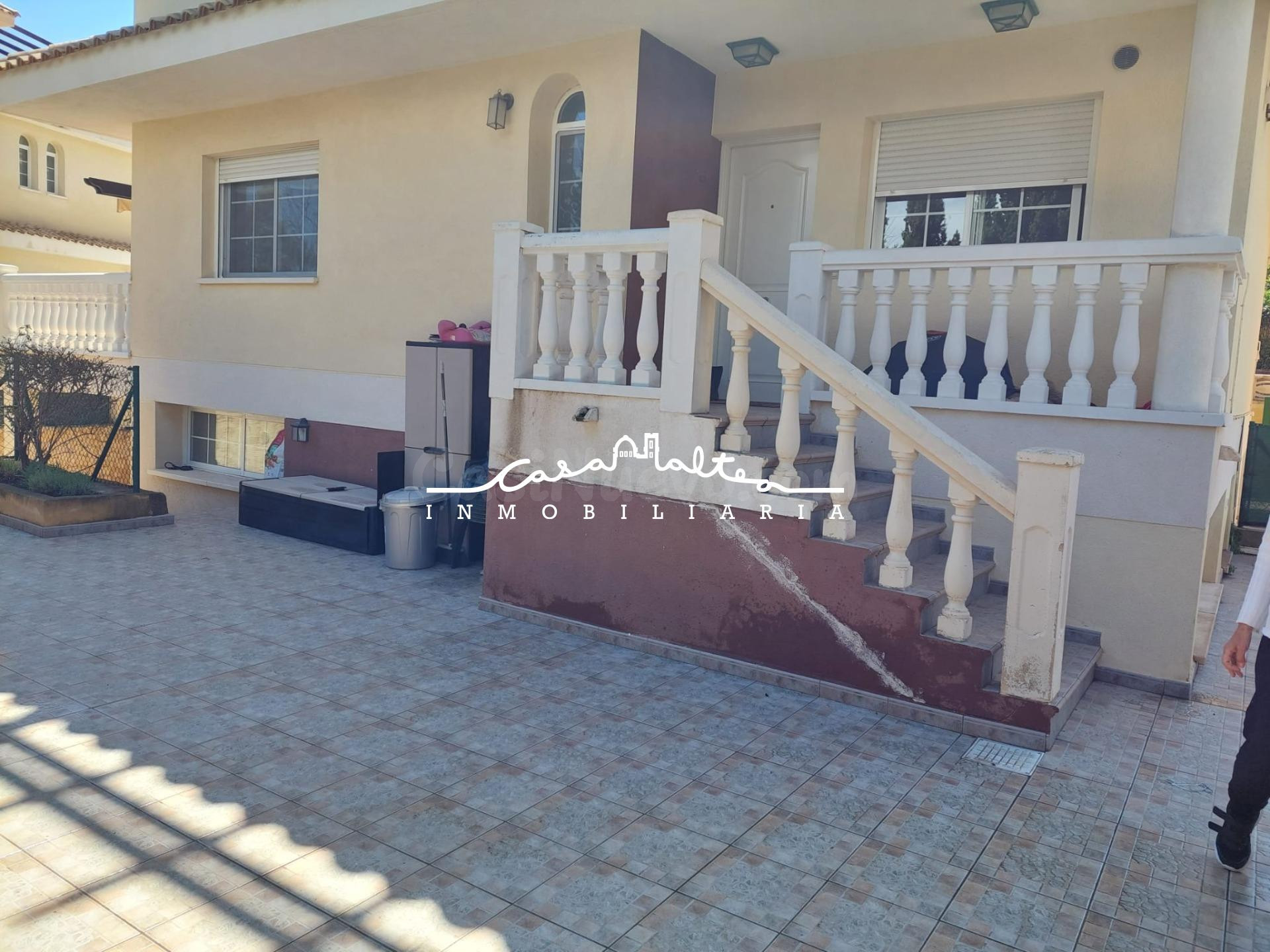MAGNIFICO CHALET CUATRO ALTURAS LA NUCÍA - foto 4