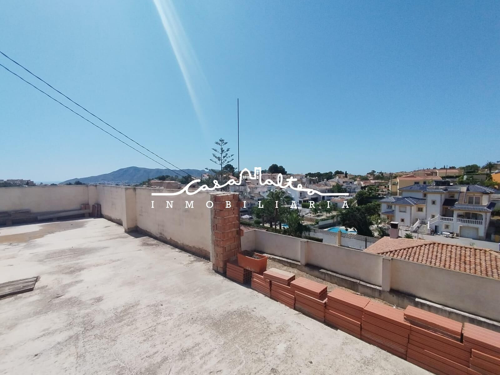 En venta maravilloso chalet de 4 plantas para terminar en Al - foto 4