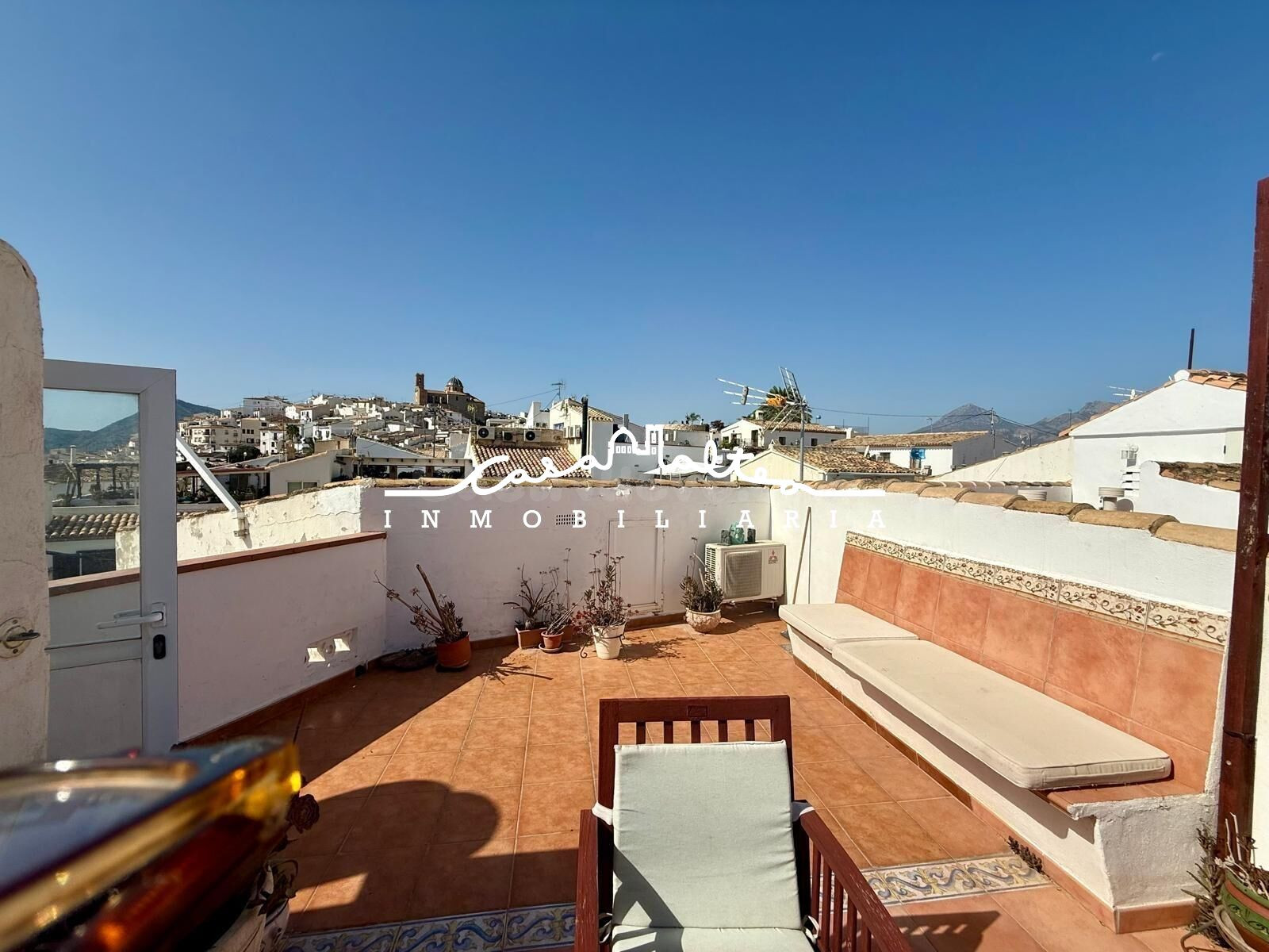 Espectacular Ático Dúplex en el Casco Antiguo de Altea con Vistas Panorámicas