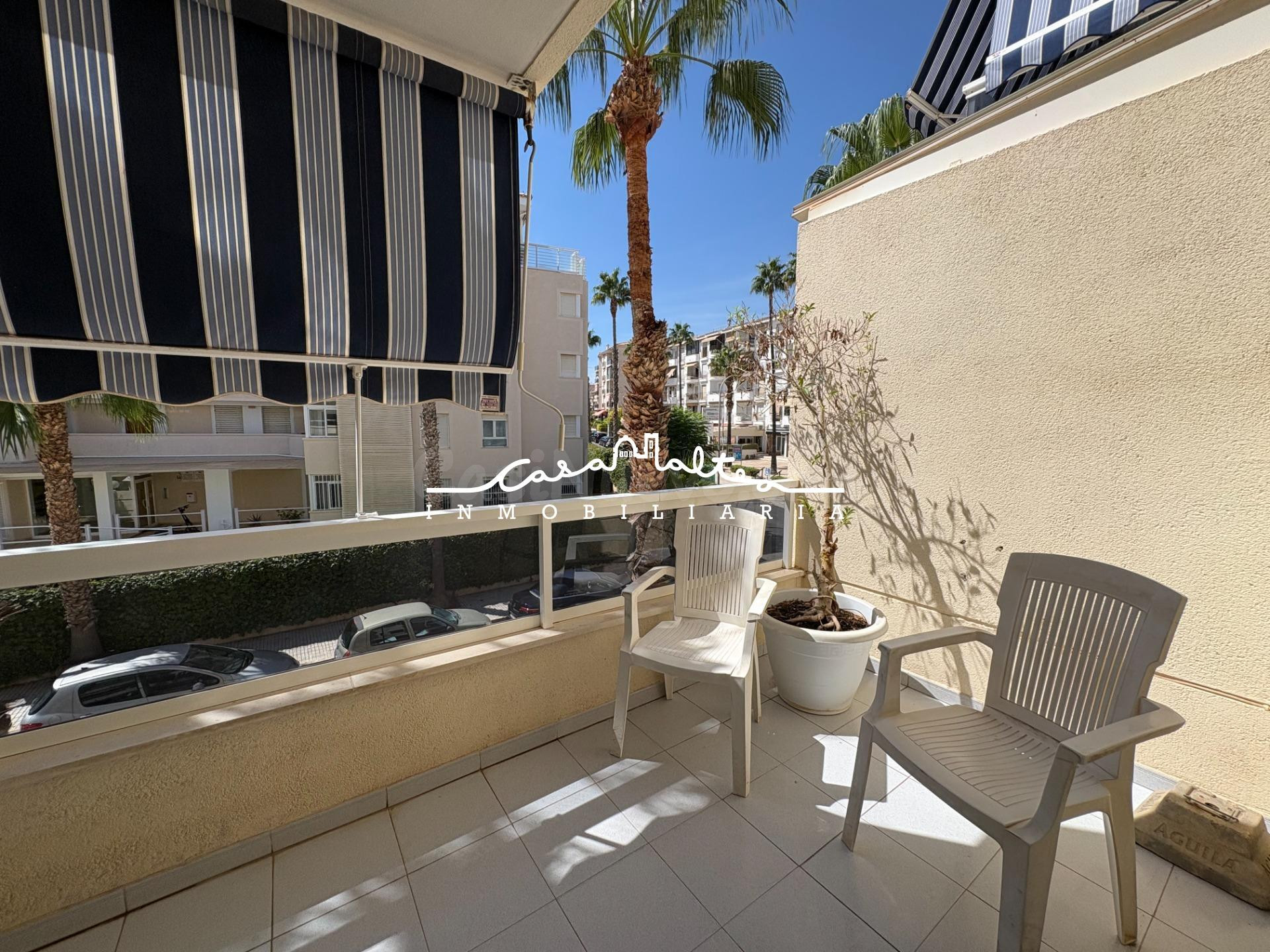APARTAMENTO ACOGEDOR DE 2 DORMITORIOS CON TERRAZA EN ALFAZ DEL PI CERCA DE LA PLAYA