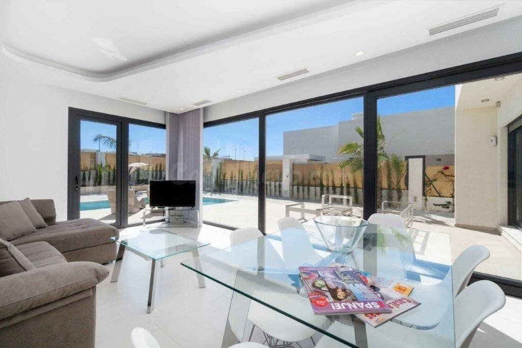 VILLA ESTILO MODERNO - foto 5