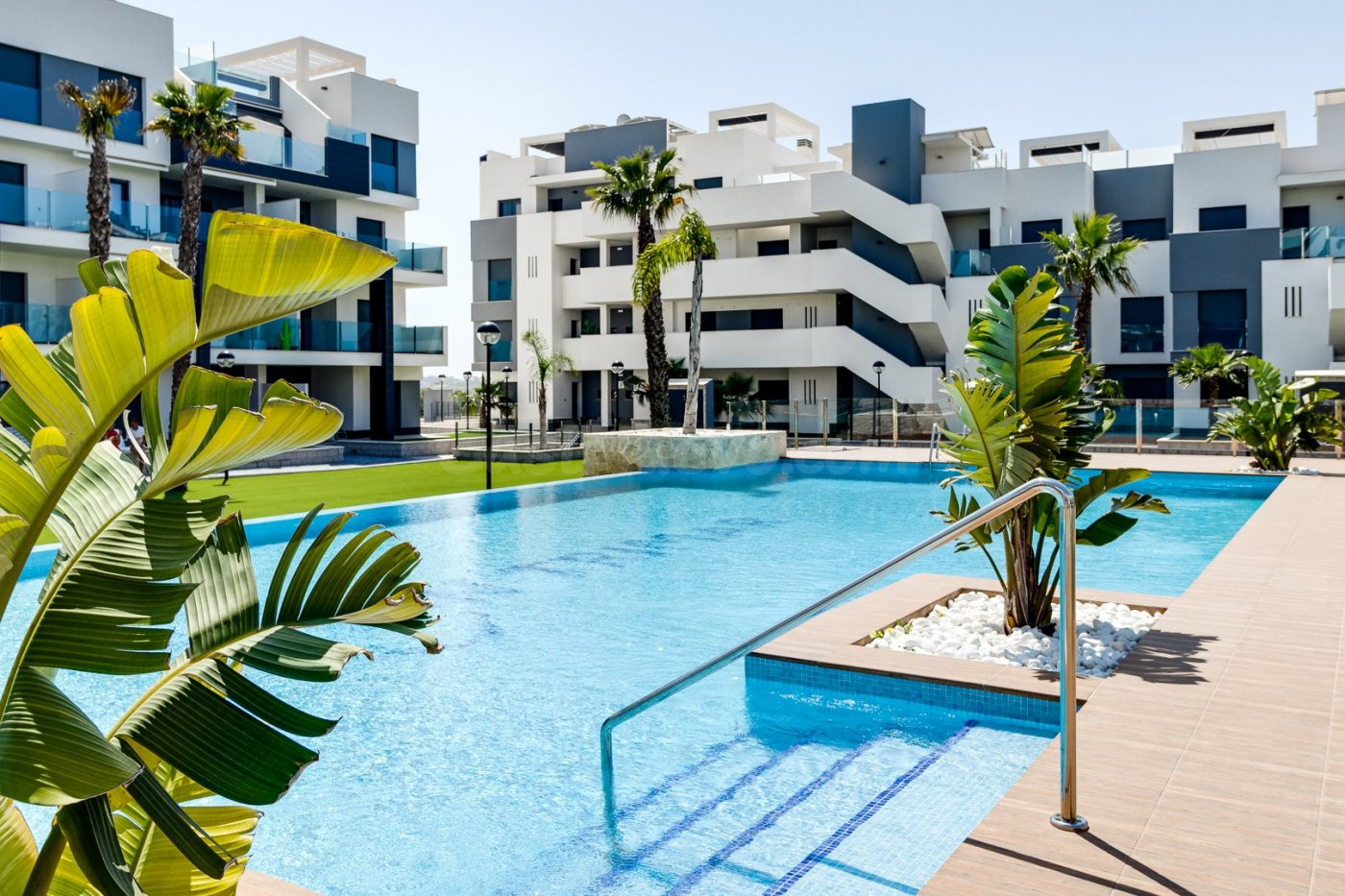 APARTAMENTOS DE OBRA NUEVA EN EL RASO, GUARDAMAR DEL SEGURA