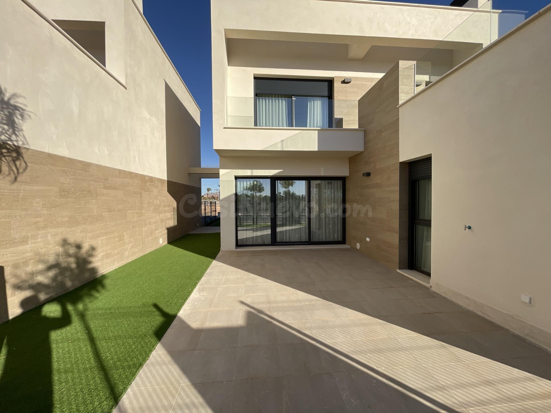 VILLAS DE OBRA NUEVA EN RESORT PRIVADO EN PROVINCIA DE MURCI - foto 3