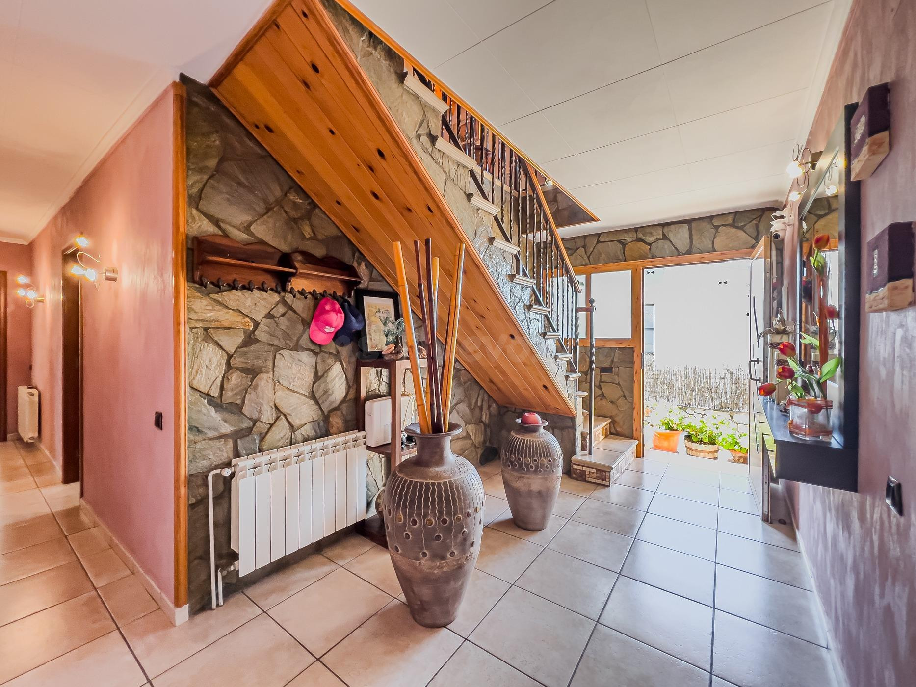 ✨ Espectacular casa independiente con parcela plana de 1.122 - foto 4