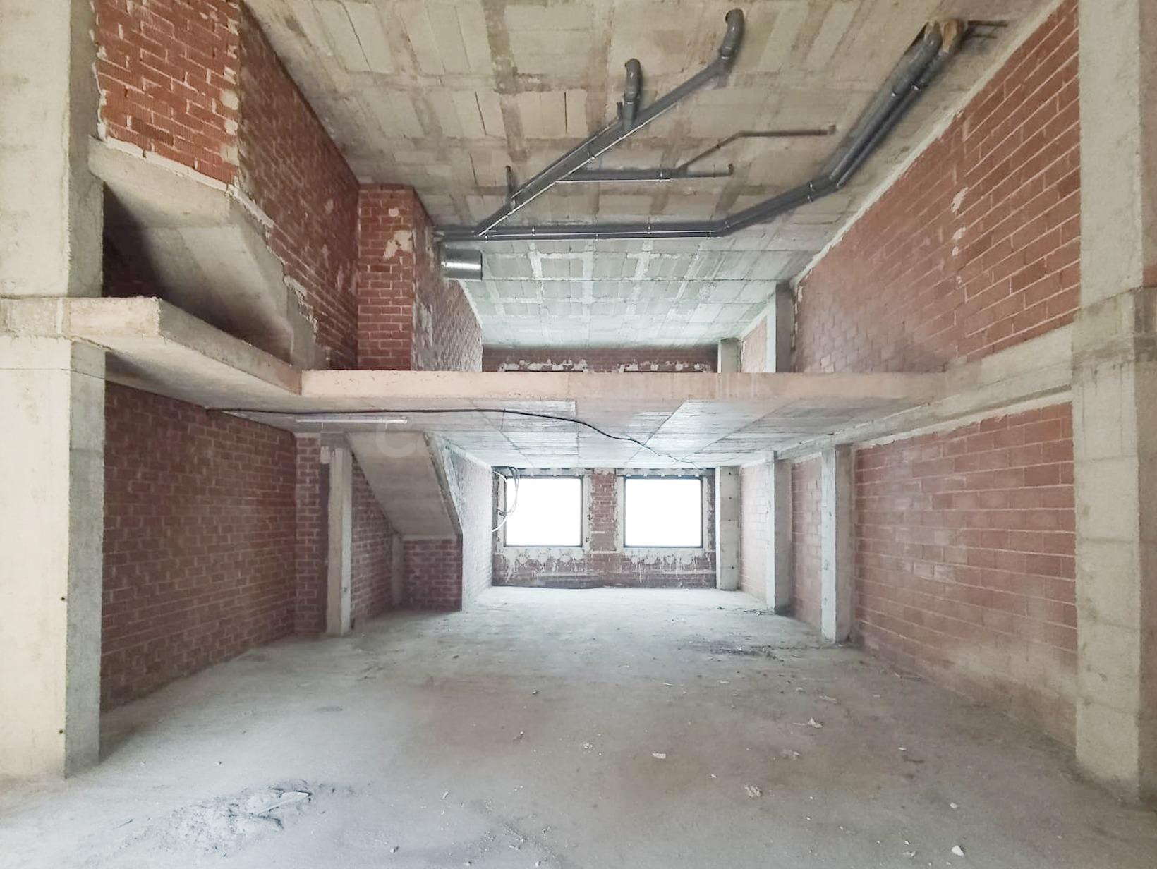 Local comercial en Av. al Vedat con gran visibilidad, escapa - foto 3