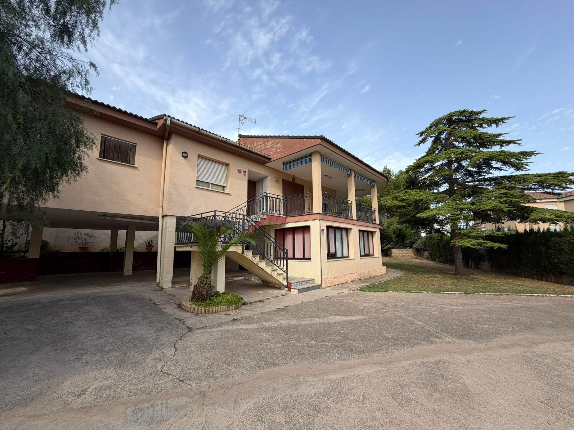 Impresionante chalet en el Vedat de Torrent - foto 2