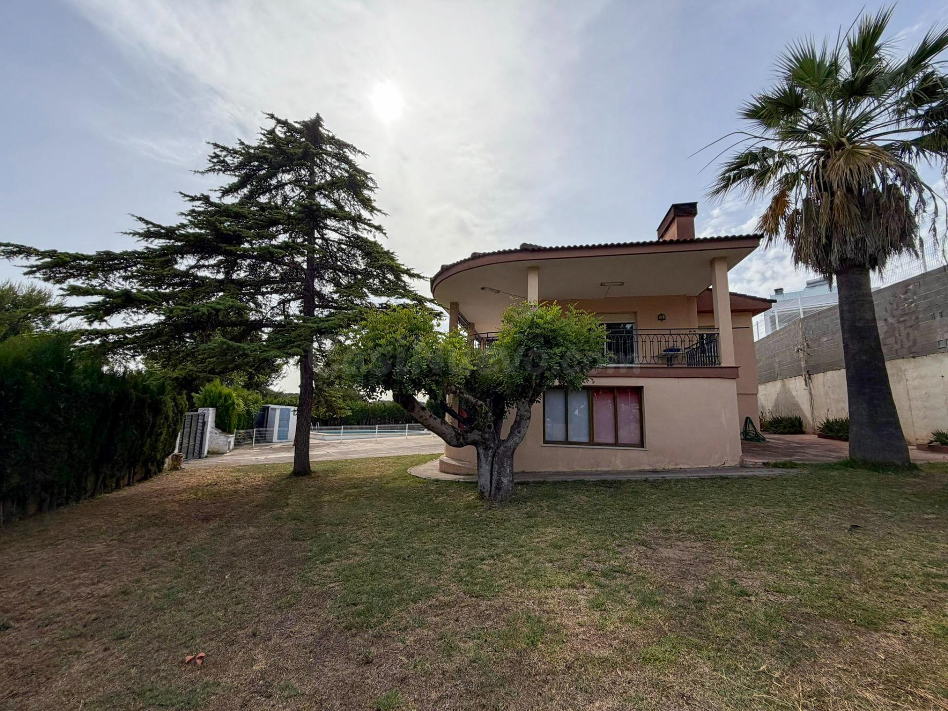 Impresionante chalet en el Vedat de Torrent - foto 3