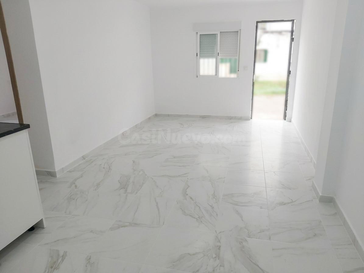 Planta baja reformada con entrada independiente en Son Gotle - foto 2