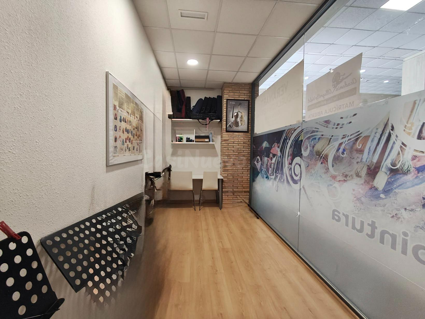Amplio Local Comercial en Zona Avenida al Vedat, Torrent - O - foto 5