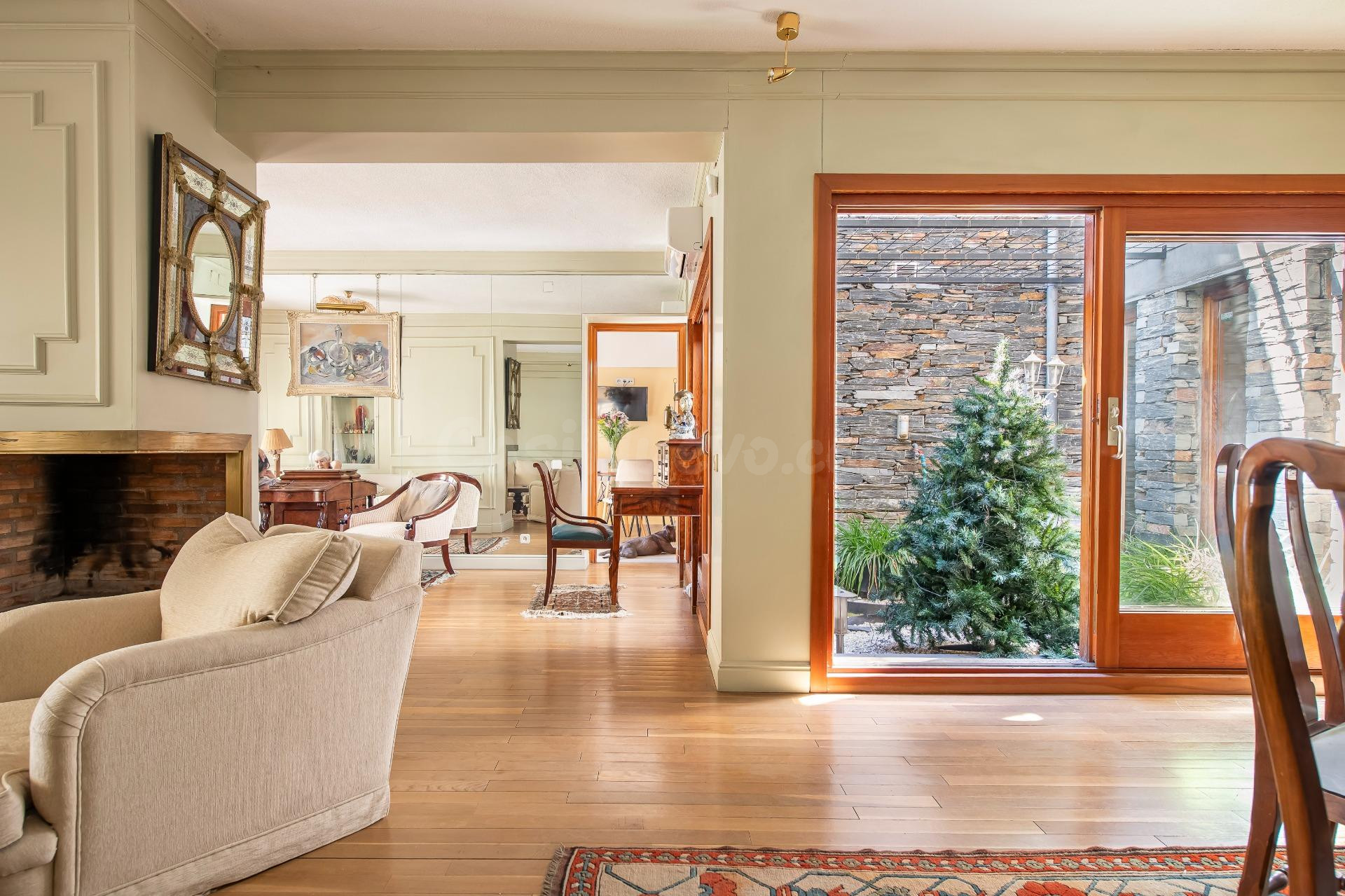 CHALET ADOSADO EN LAS ROZAS