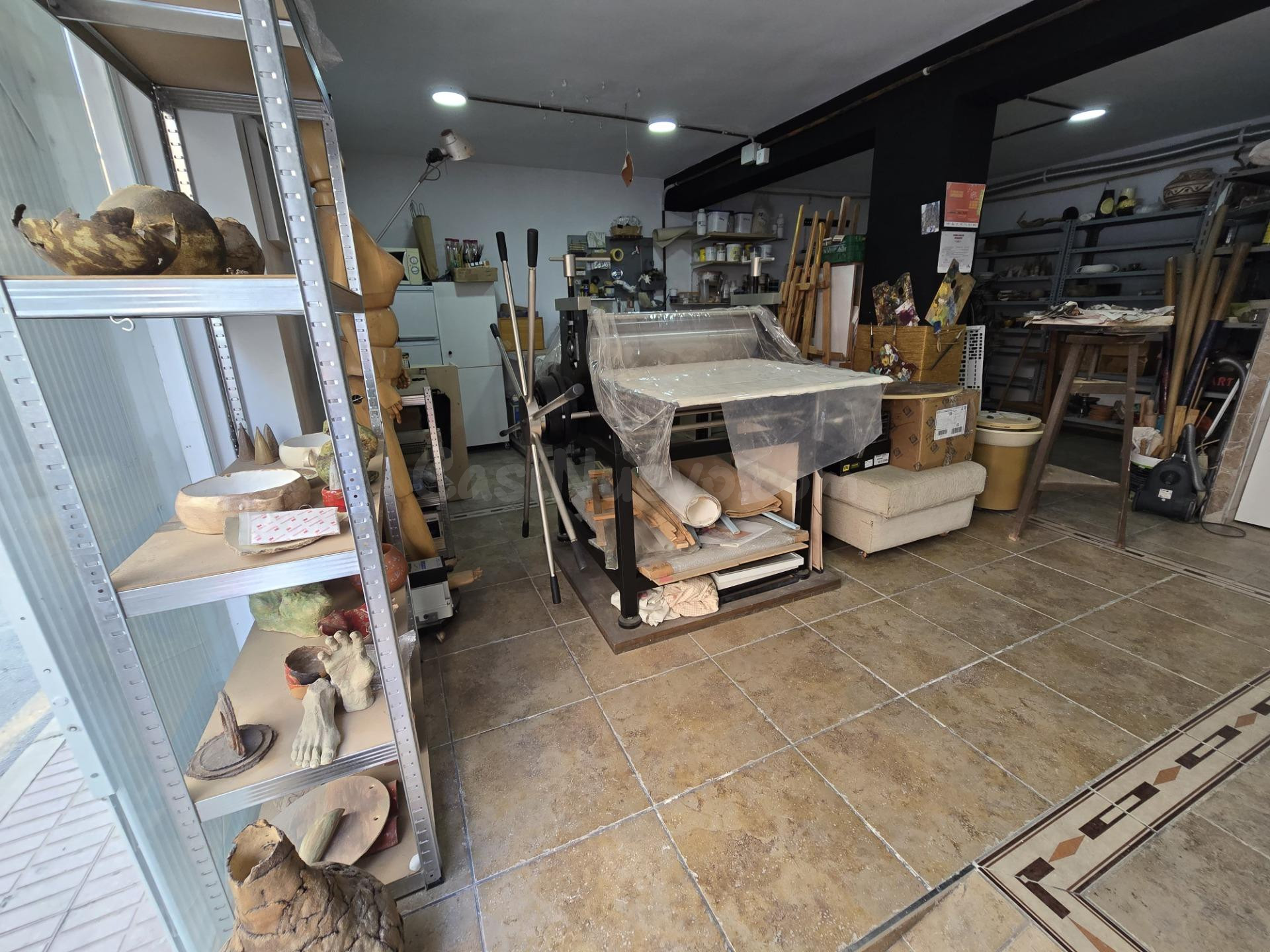 Oportunidad Única: Local Comercial de Esquina en Benidorm co - foto 5