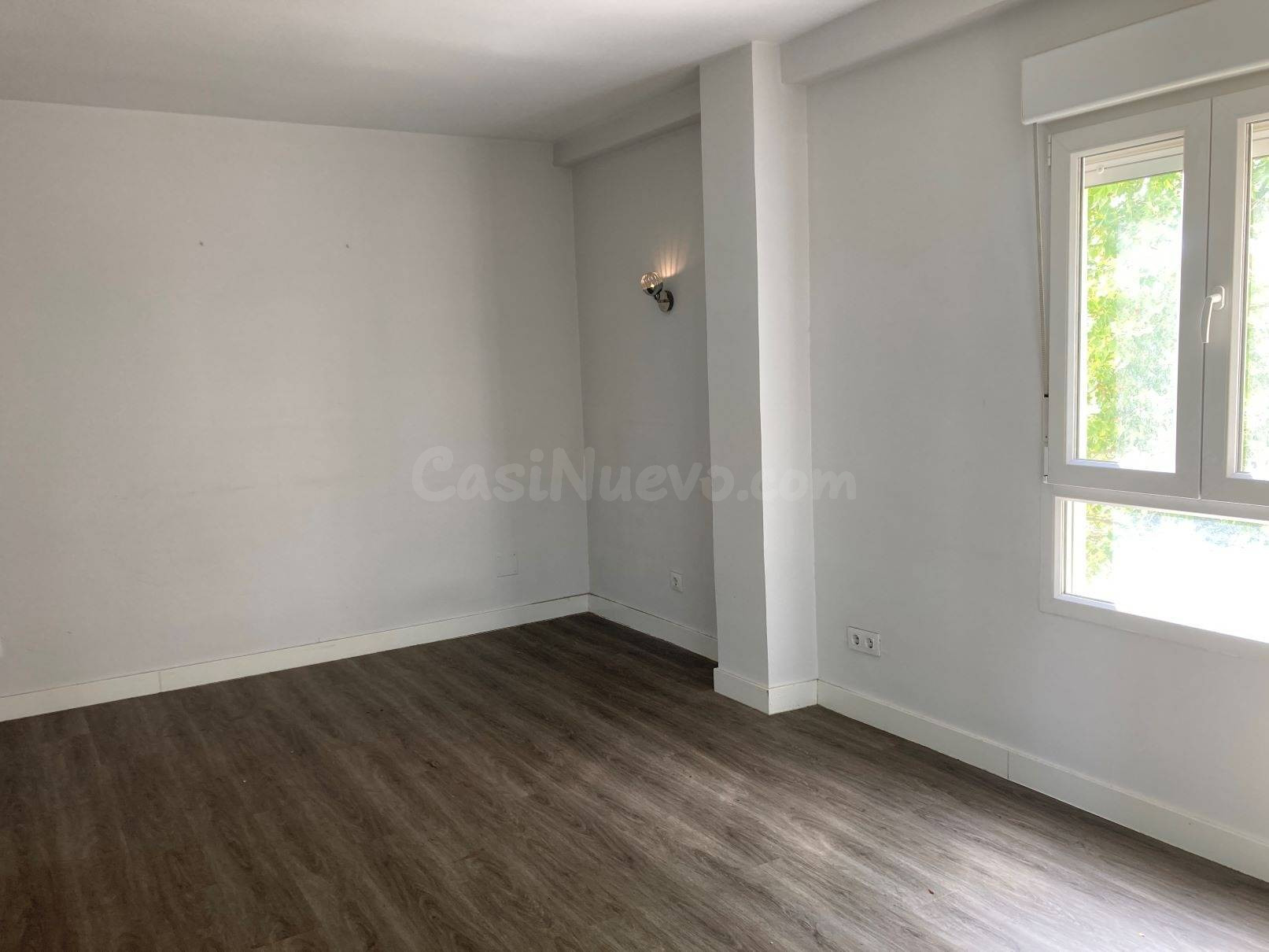 Acogedor Apartamento en Canillas, ¡Tu Nuevo Hogar Te Espera! - foto 3