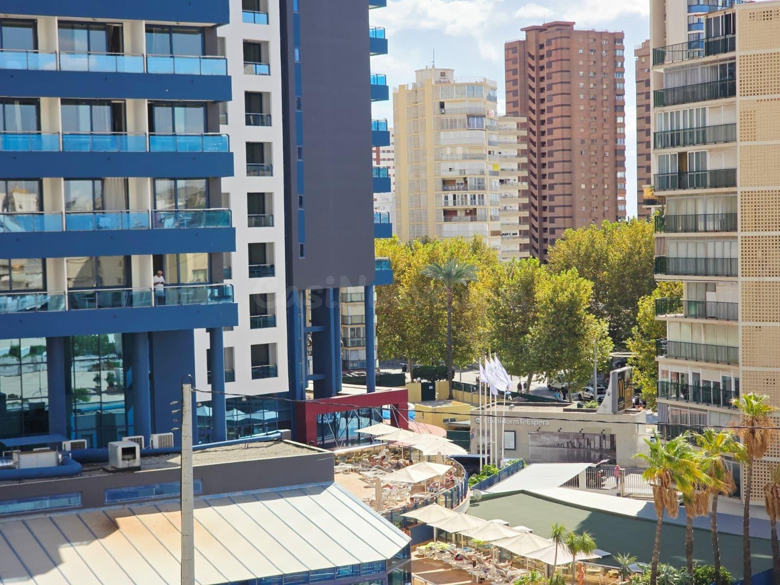 PISO DE 3 habitaciones CON VISTAS AL MAR, TERRAZAS Y PARKING - foto 4