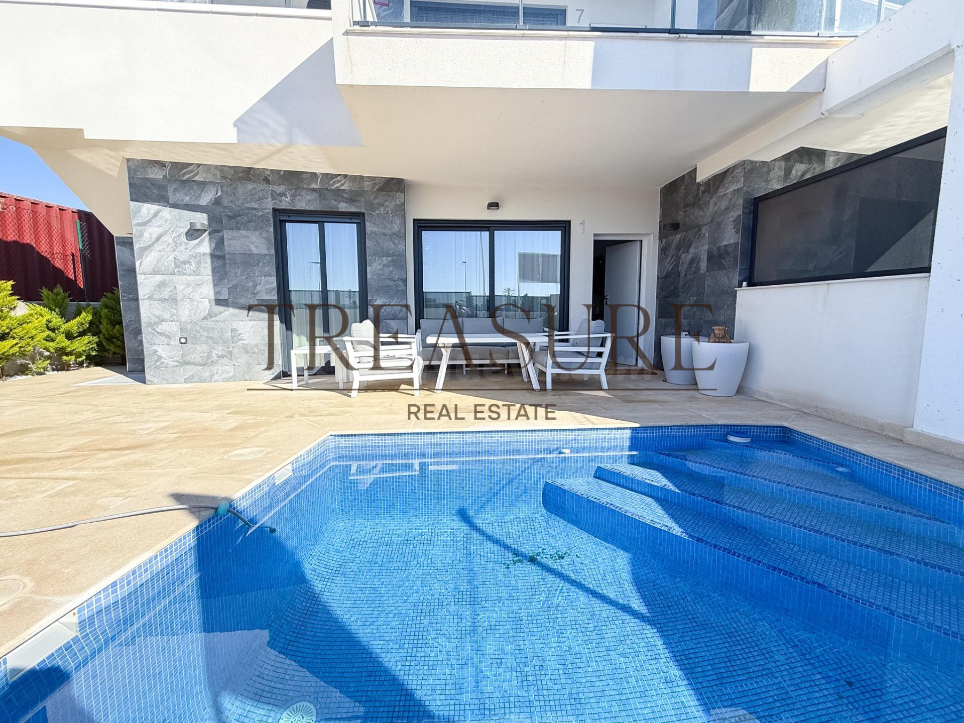 Exclusiva casa de Obra Nueva en Puerto de Mazarrón con Piscina y Vistas Espectaculares