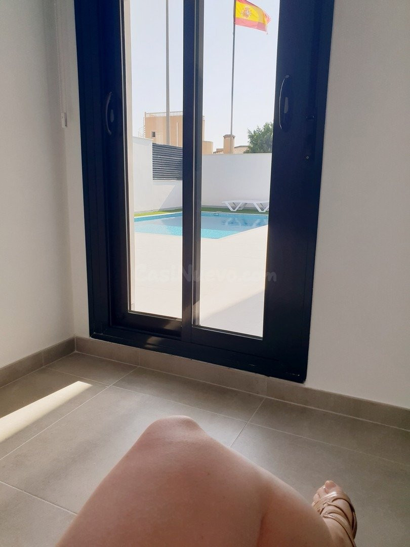 VILLAS DE OBRA NUEVA EN PINAR DE CAMPOVERDE - foto 4