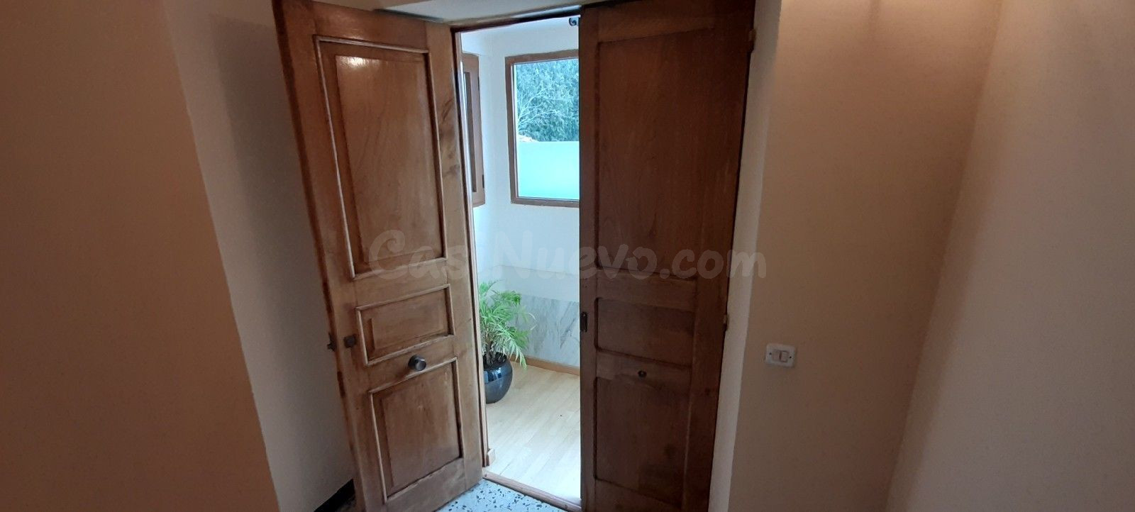 EN VENTA EDIFICIO CON 12 habitaciones Y BAJO COMERCIAL EN GA