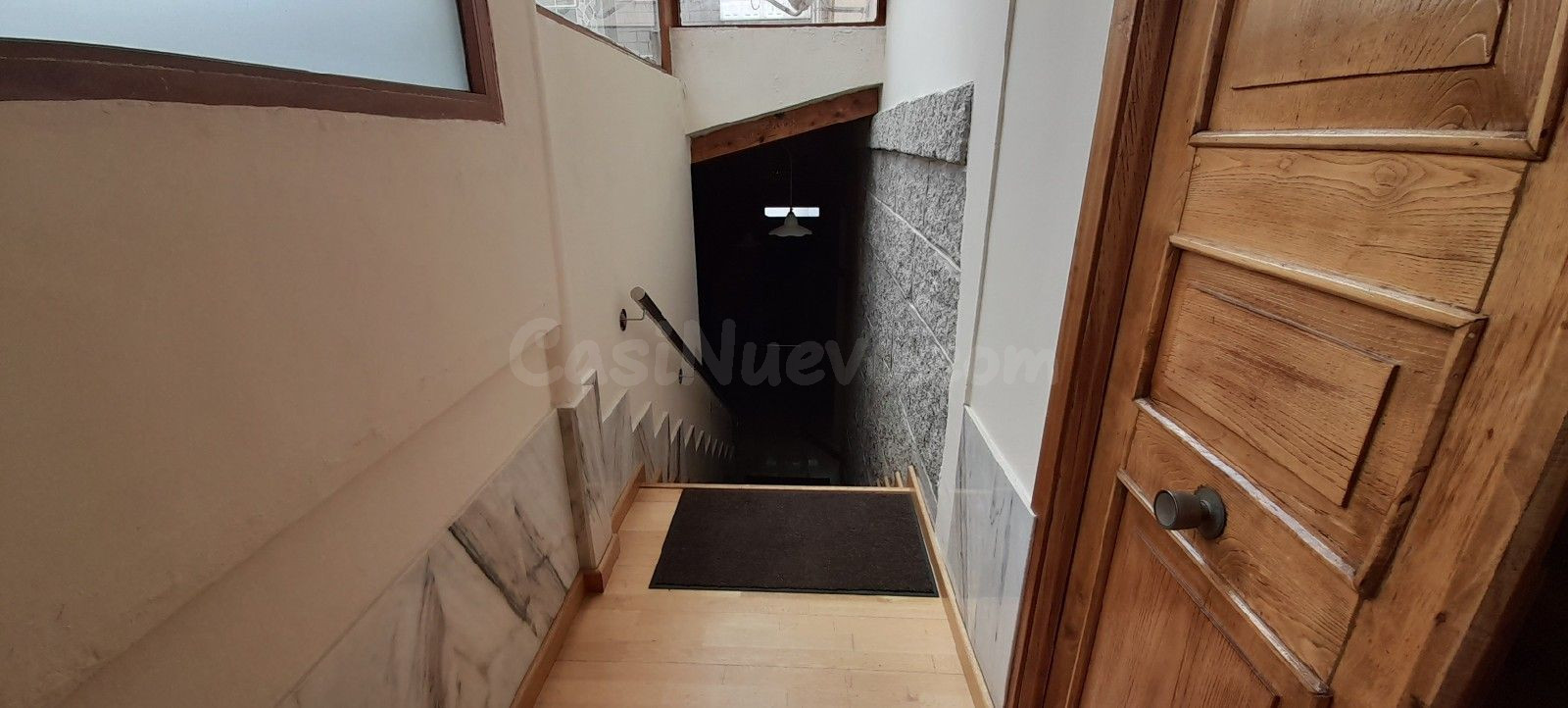 EN VENTA EDIFICIO CON 12 habitaciones Y BAJO COMERCIAL EN GA - foto 4