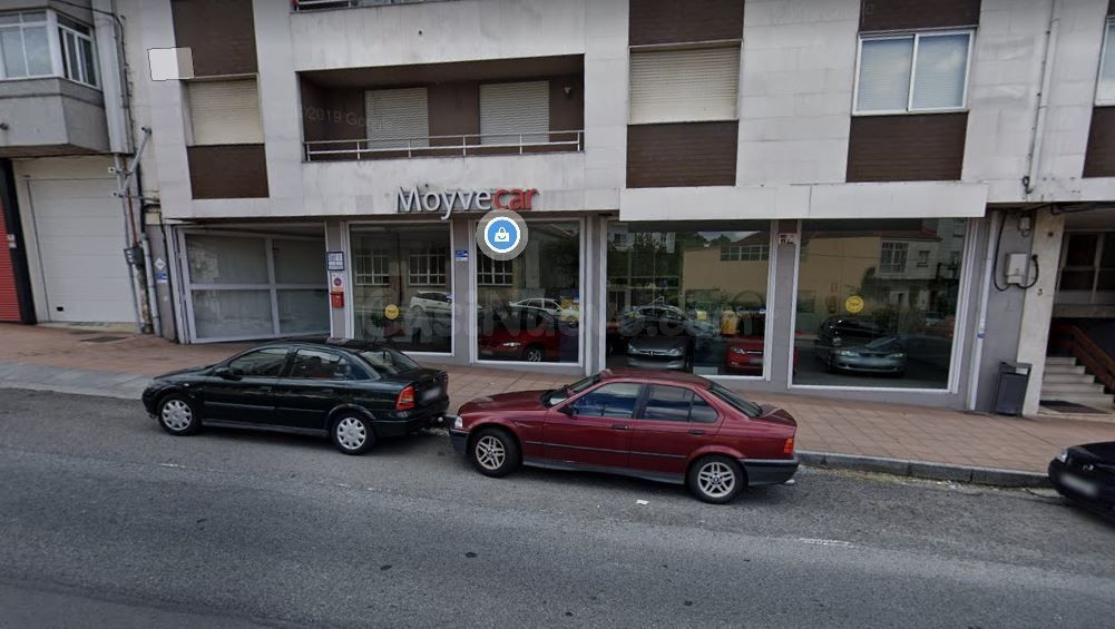 Se vende local en Carballiño