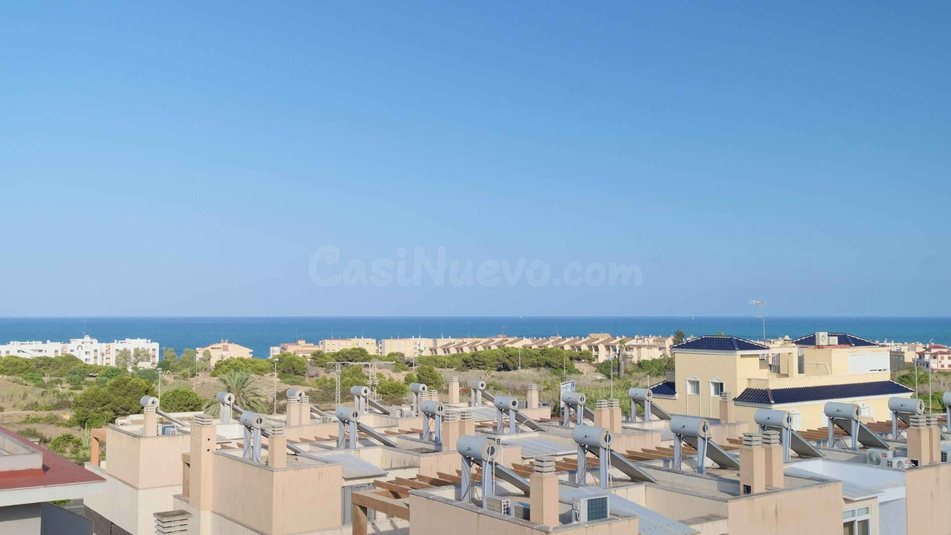 CHALETS ADOSADOS DE OBRA NUEVA EN GUARDAMAR DEL SEGURA - foto 3