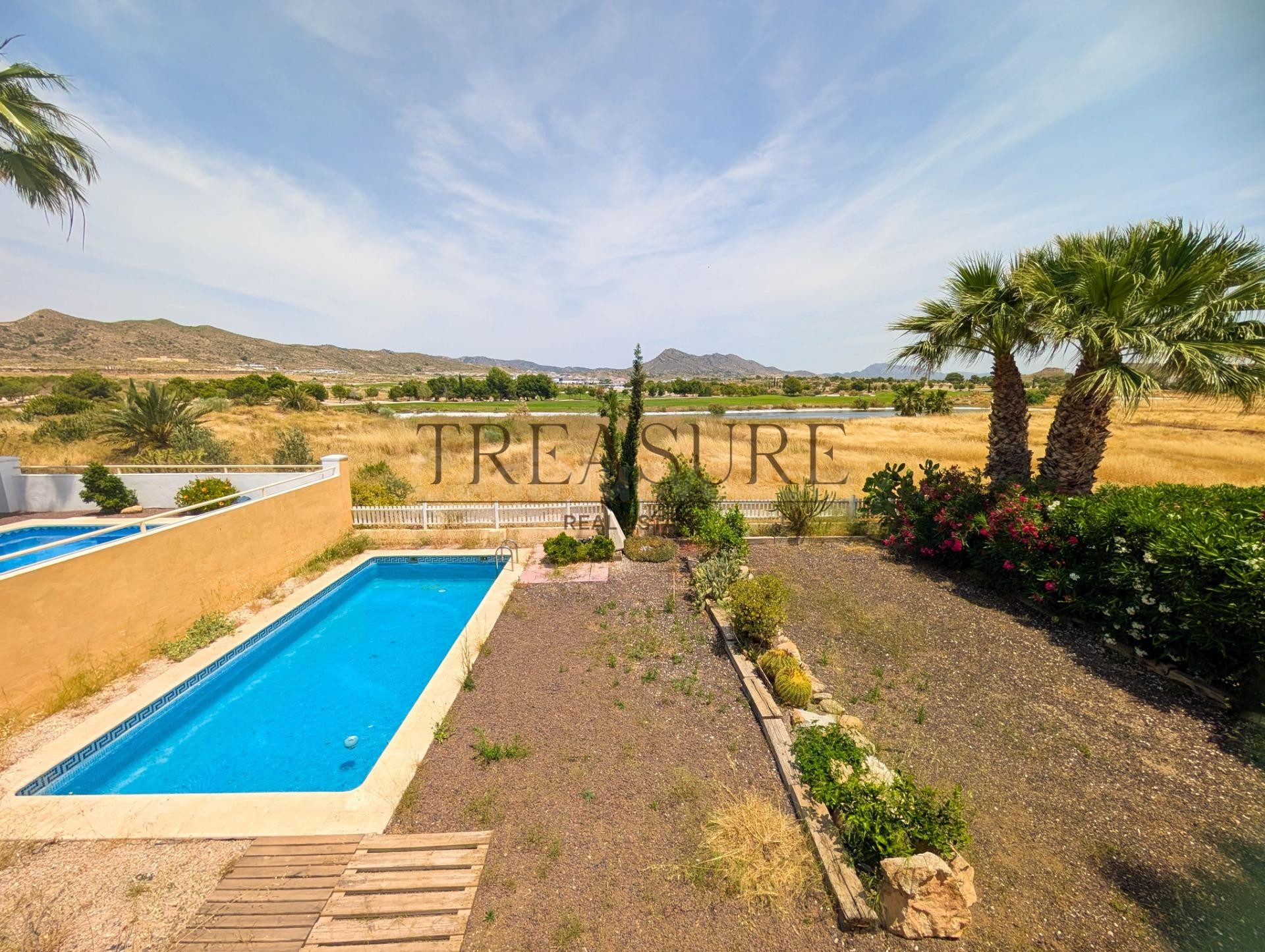 Espléndido Chalet en Altaona Golf – Tu refugio a 10 minutos  - foto 2