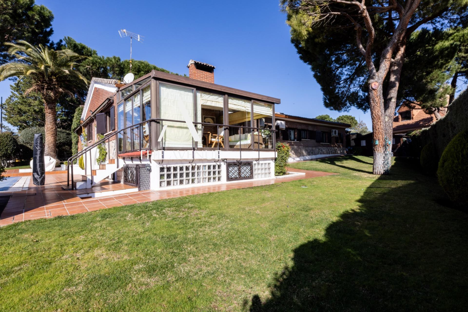 Chalet independiente en una planta - foto 4