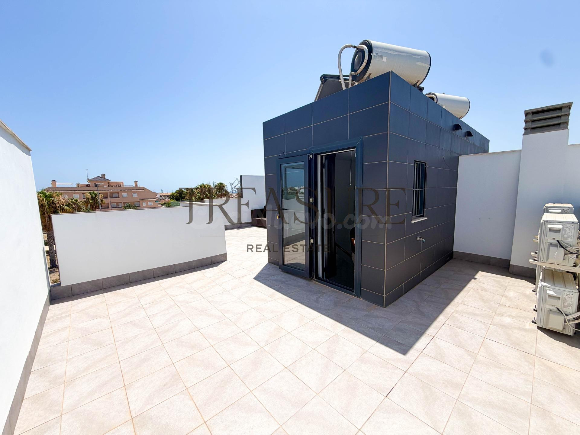 Exclusivo Triplex de 3 Dormitorios con Solárium y Piscina a  - foto 5