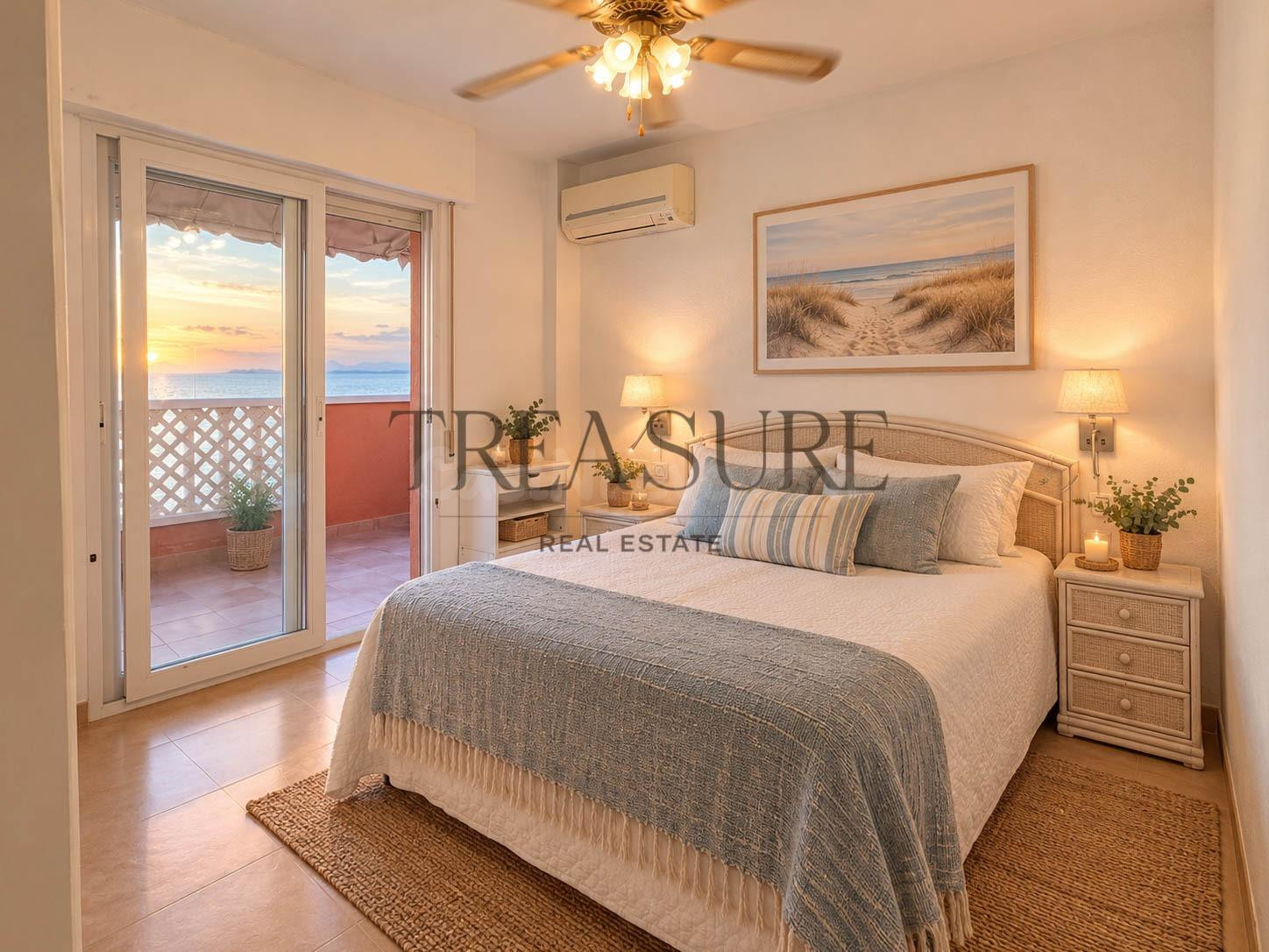 Ático dúplex en primera línea de playa con terraza 360° y at - foto 4