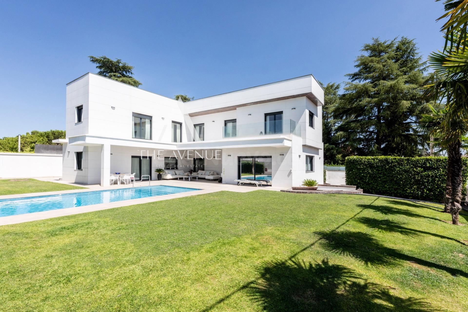 ESPECTACULAR CHALET EN LAS ROZAS - foto 2