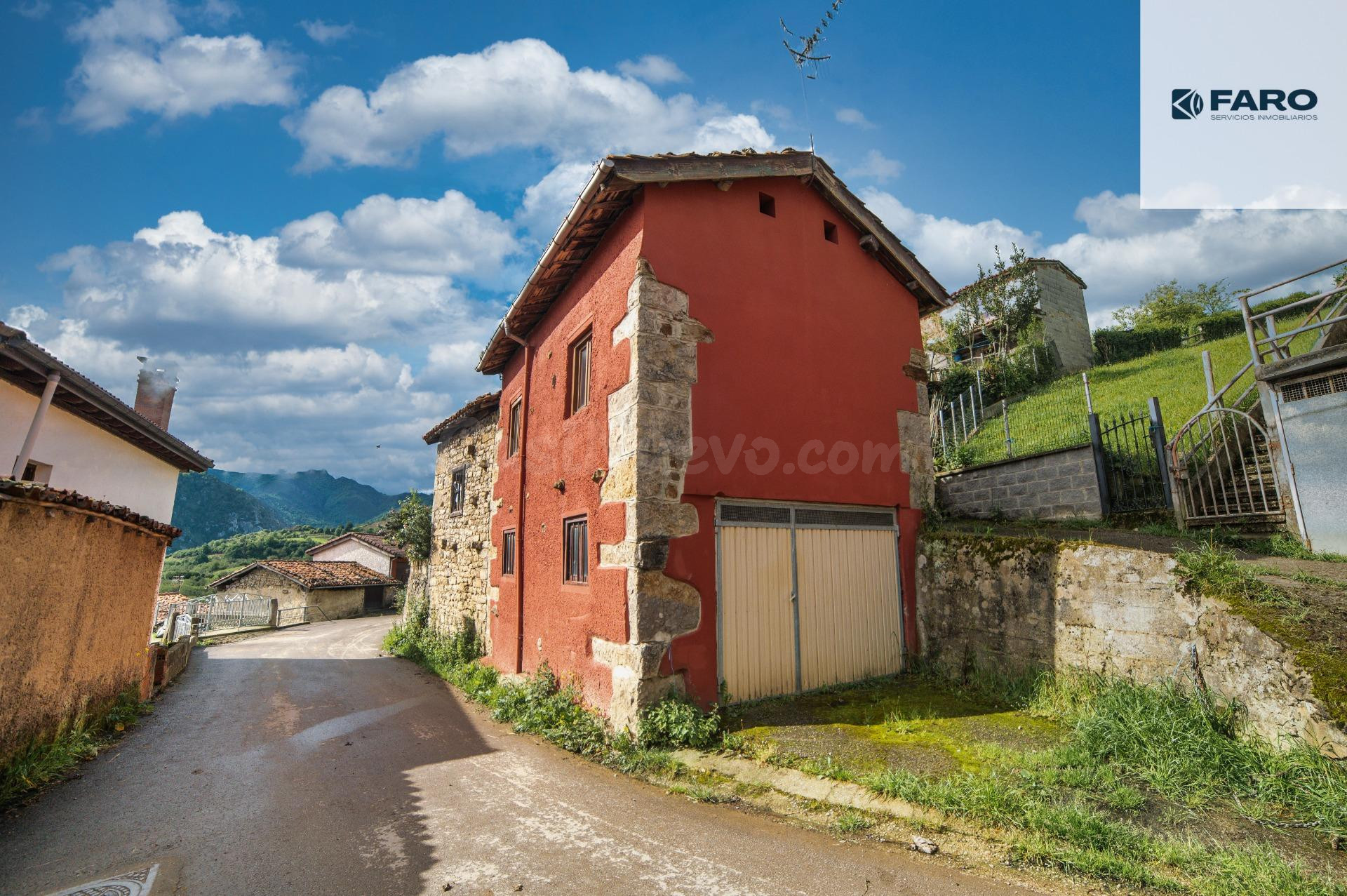 Acogedora casa de pueblo en Aldea Pumarada - foto 5