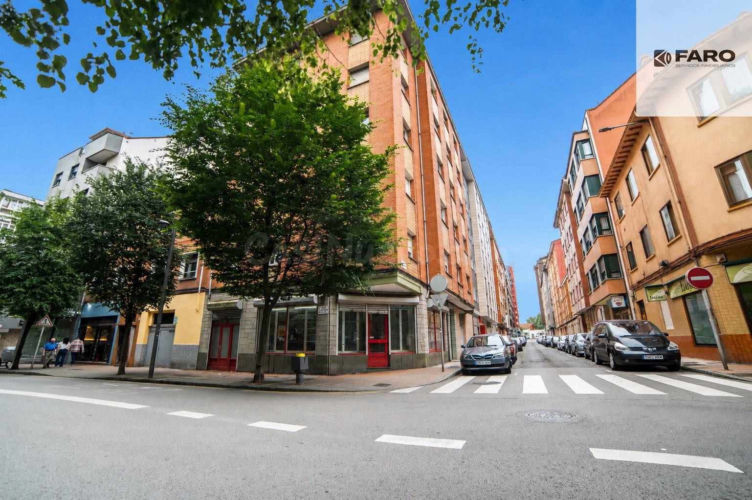 Local comercial en venta en Gijón – gran visibilidad, esquin - foto 2