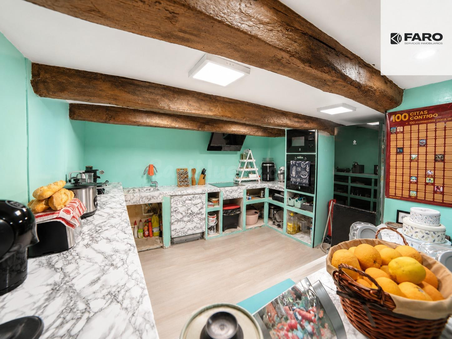 Casa con terreno, hórreo y entorno natural en Peón - foto 4