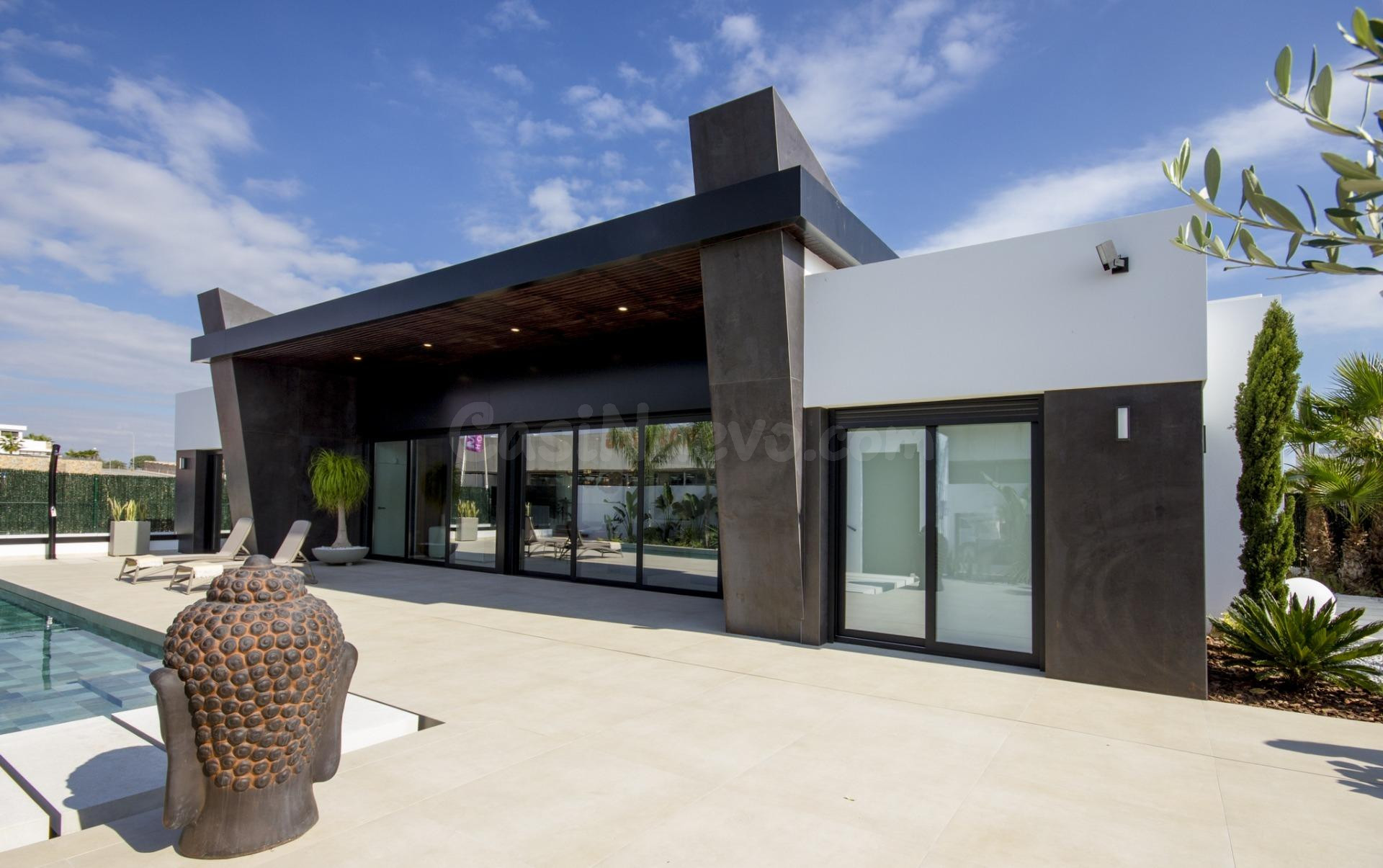 VILLAS DE OBRA NUEVA EN CIUDAD QUESADA