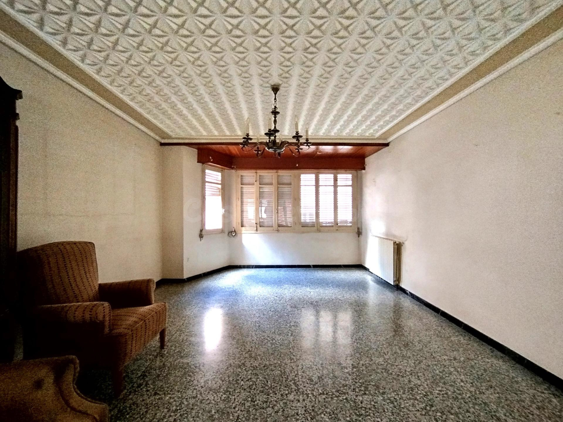 SE VENDE PISO MUY AMPLIO EN MONOVAR - foto 2