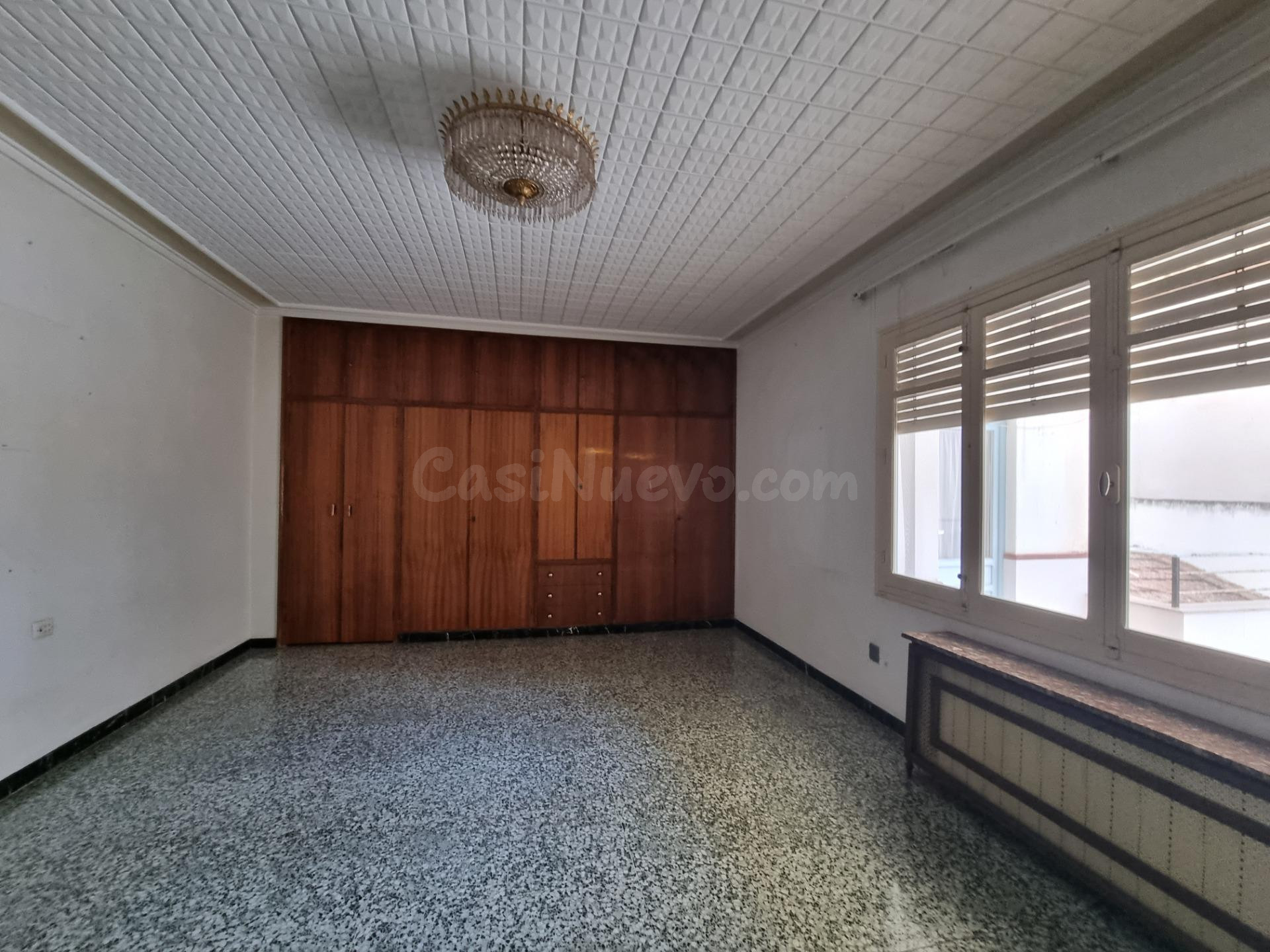 SE VENDE PISO MUY AMPLIO EN MONOVAR - foto 4