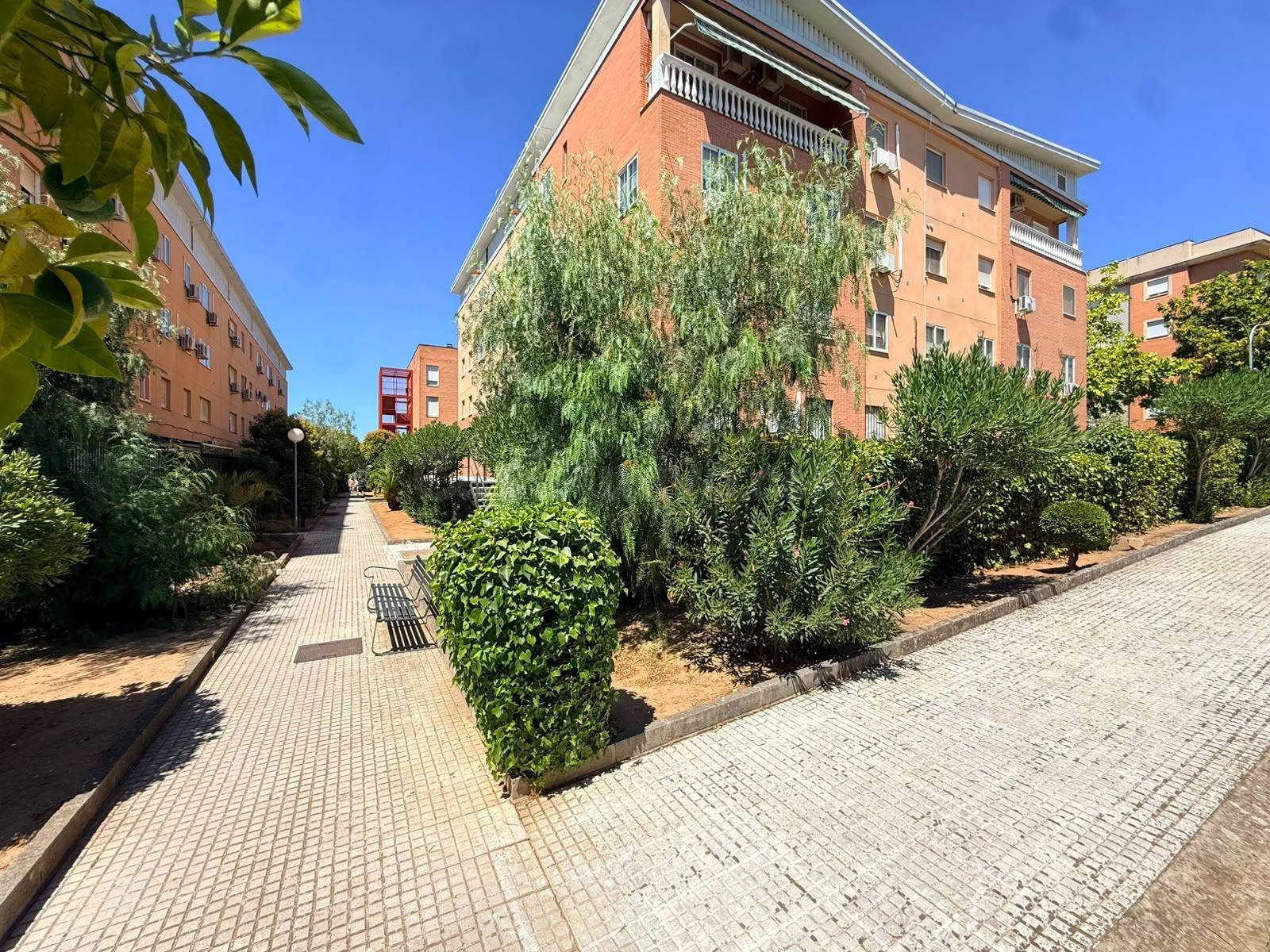 APARTAMENTO ALQUILER URBANIZACIÓN GUADIANA