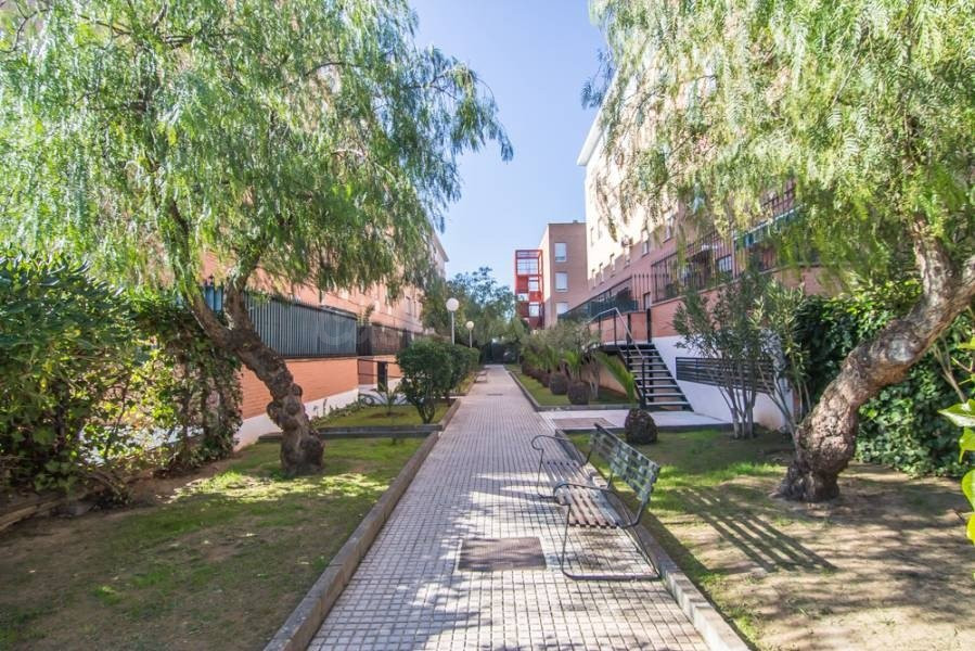 APARTAMENTO ALQUILER URBANIZACIÓN GUADIANA - foto 3