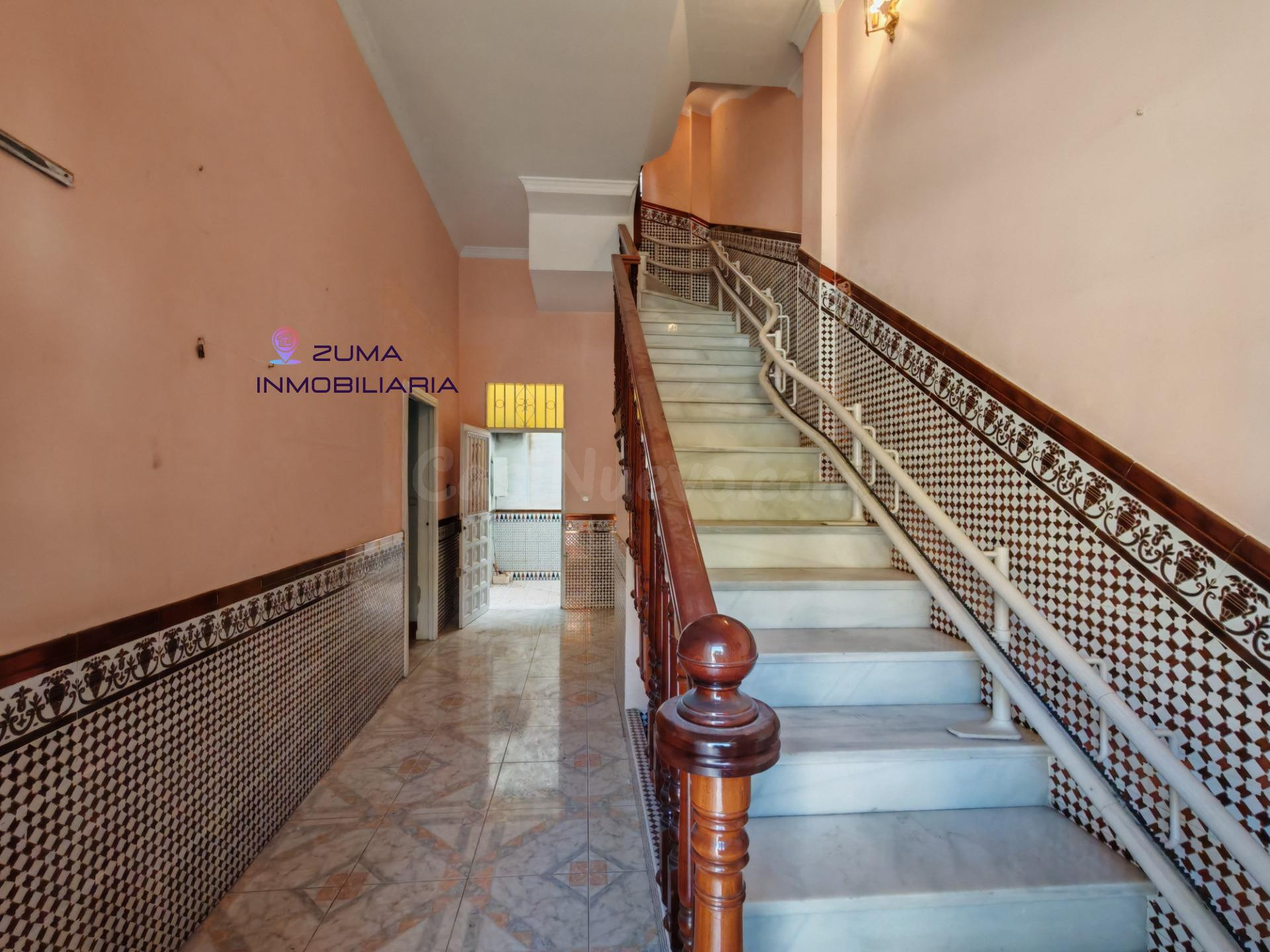Impresionante Casa en el Corazón de Málaga - foto 2