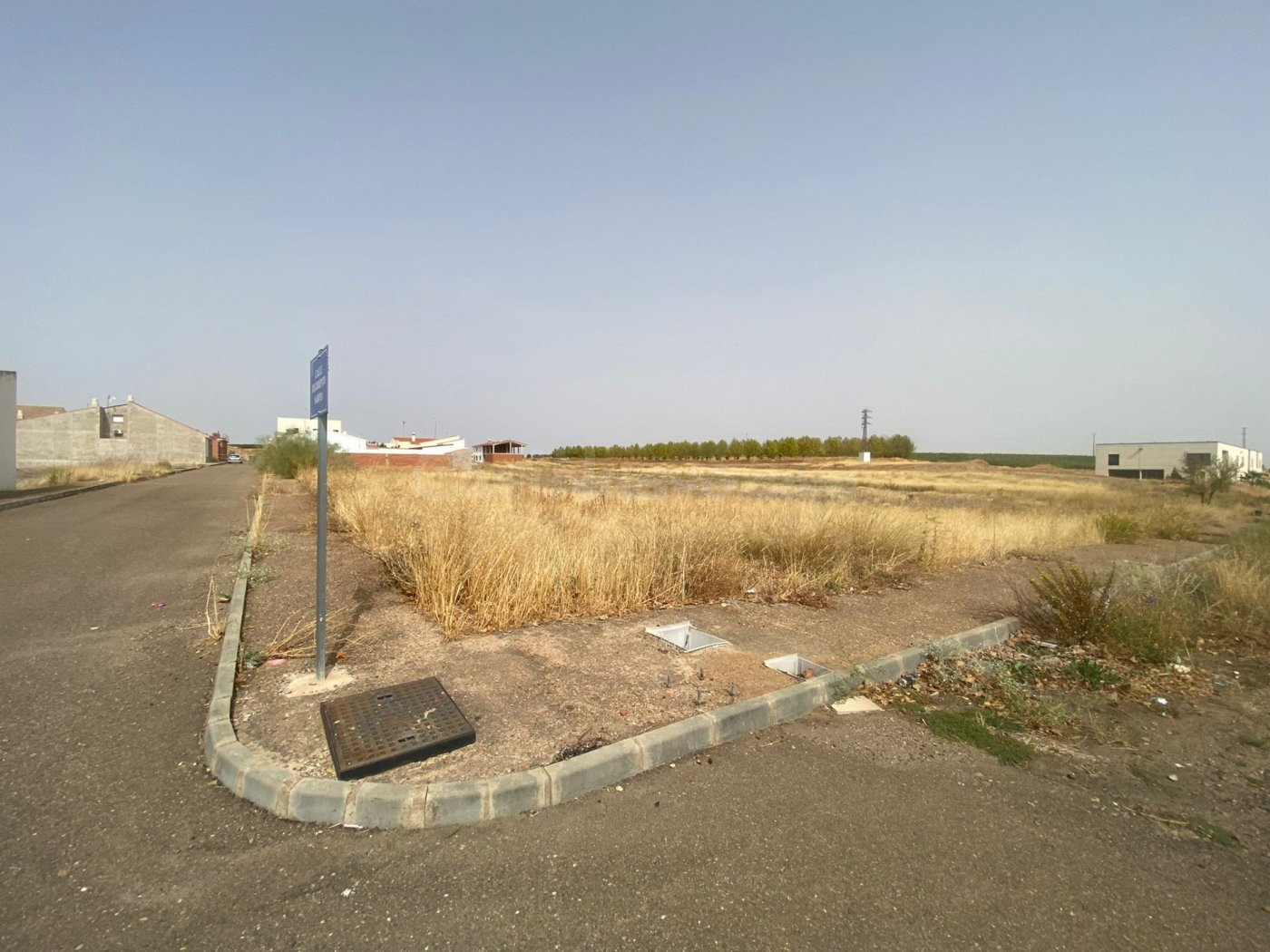 SE VENDE PARCELA EN LA ALBUERA
