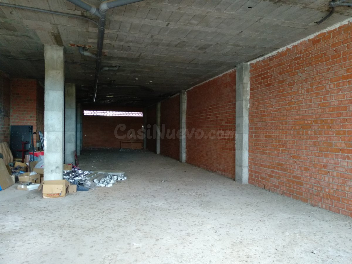 LOCAL EN VENTA Y EN ALQUILER EN VALDEPASILLAS - foto 2