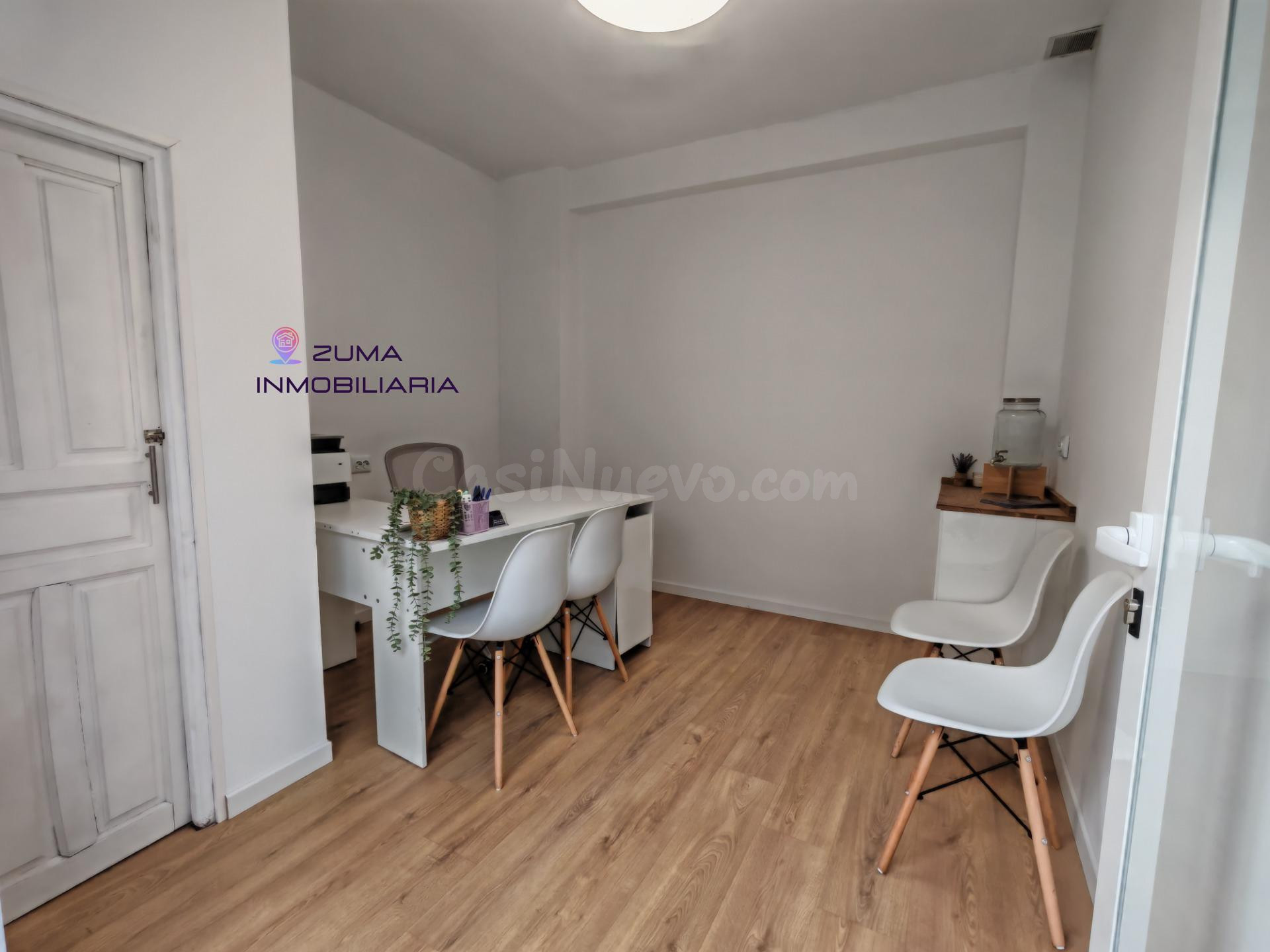 Local Comercial Reformado en el Puerto de la Torre, Málaga - foto 2
