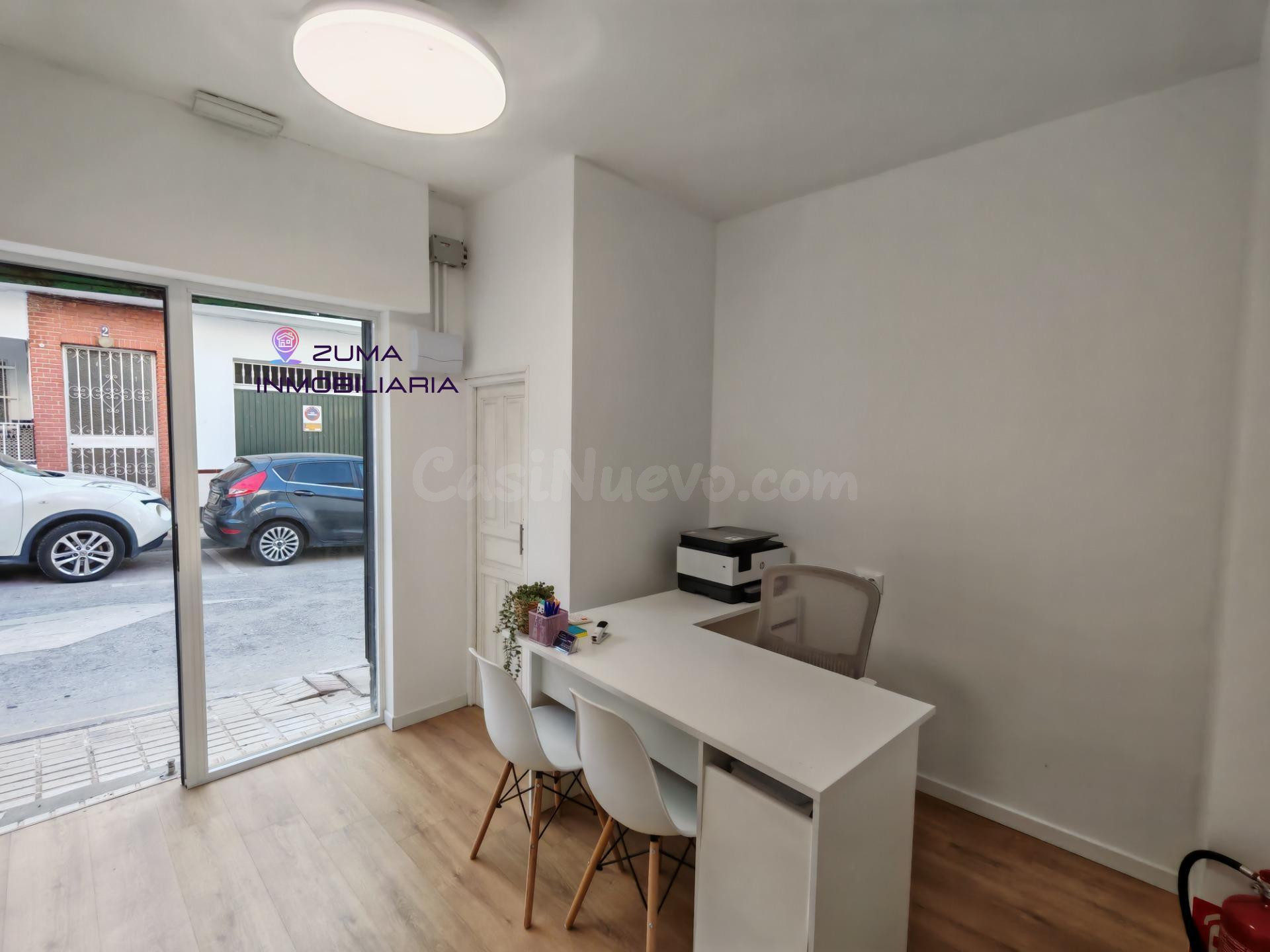 Local Comercial Reformado en el Puerto de la Torre, Málaga - foto 3