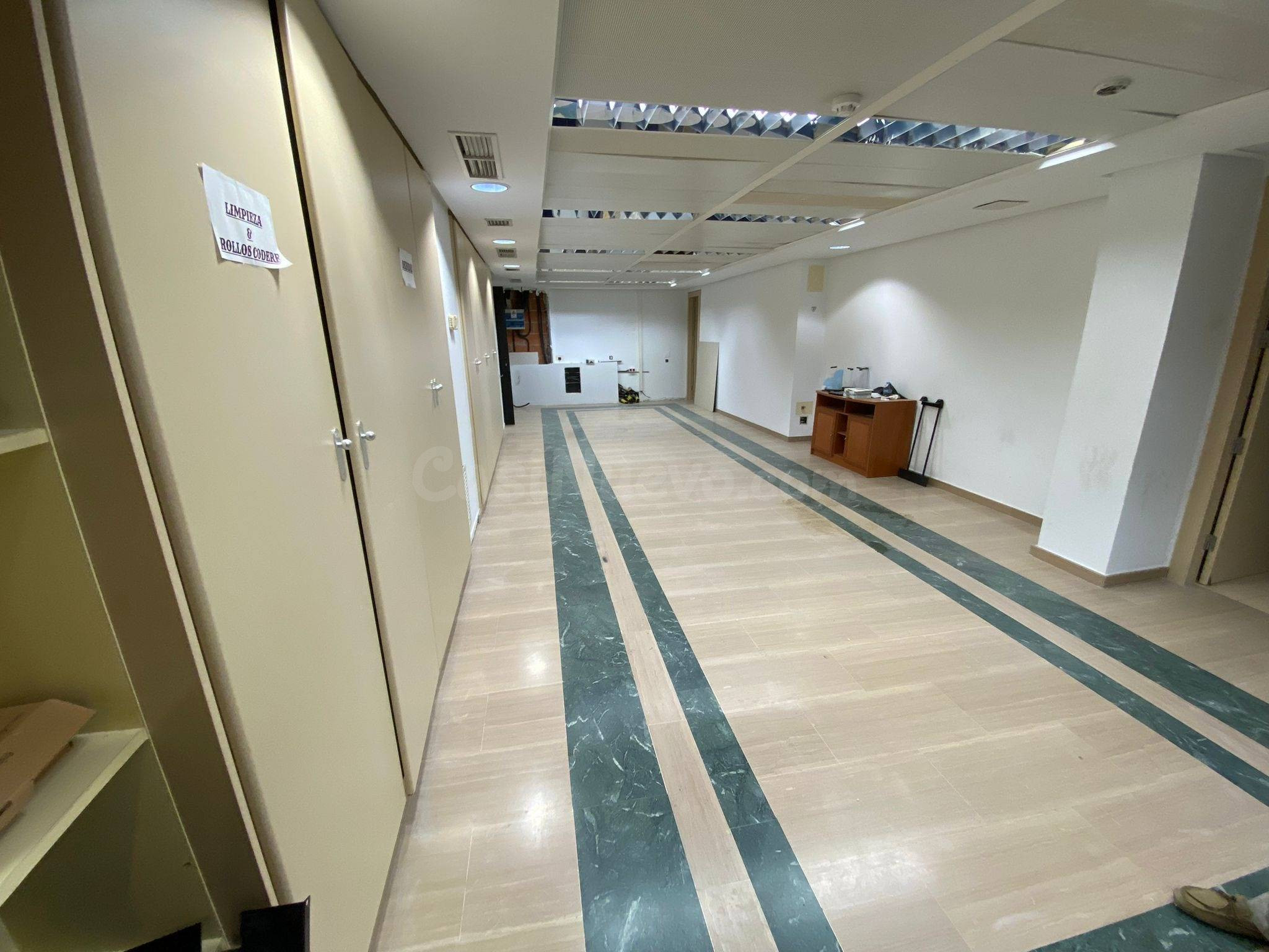 Local en Avd Maria Auxiliadora de 130 m2 - foto 5