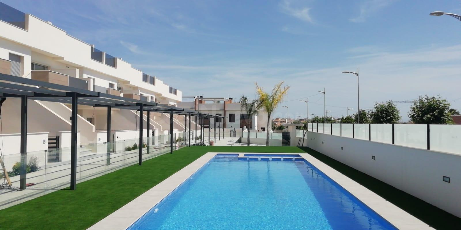 RESIDENCIAL DE OBRA NUEVA DE BUNGALOWS EN PILAR DE LA HORADADA
