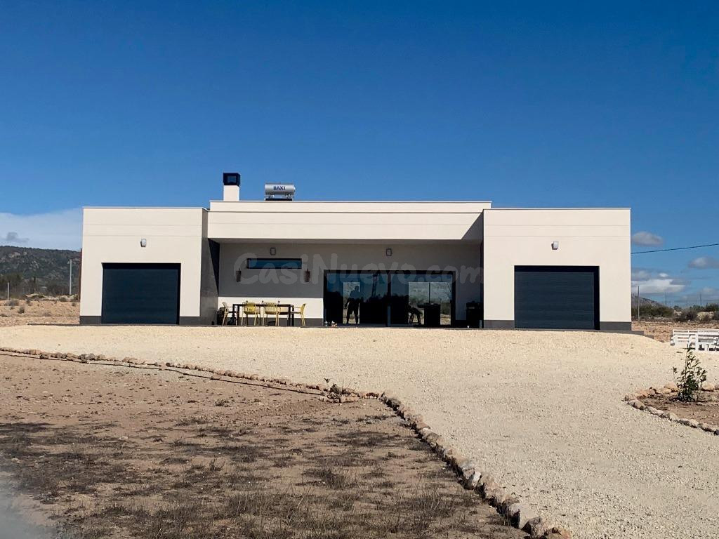 VILLAS DE OBRA NUEVA EN PINOSO - foto 2