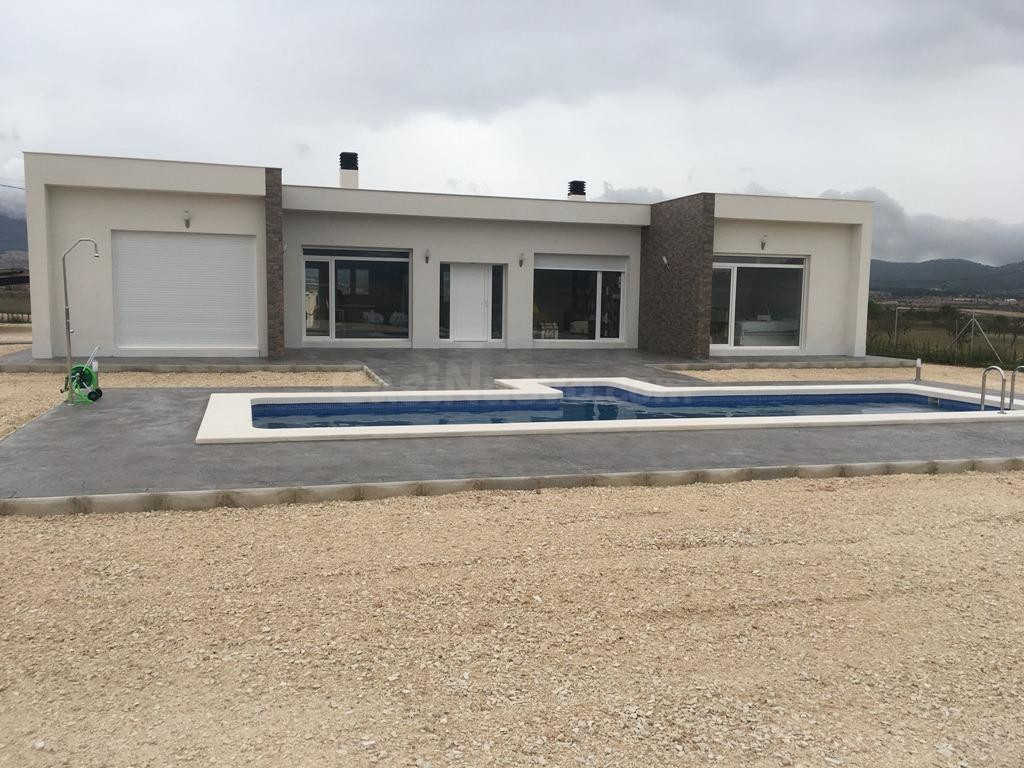 VILLAS DE OBRA NUEVA EN PINOSO - foto 3