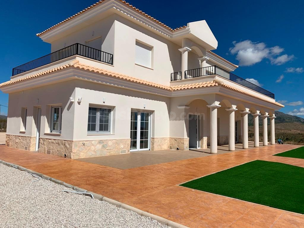 VILLAS DE OBRA NUEVA EN PINOSO - foto 3