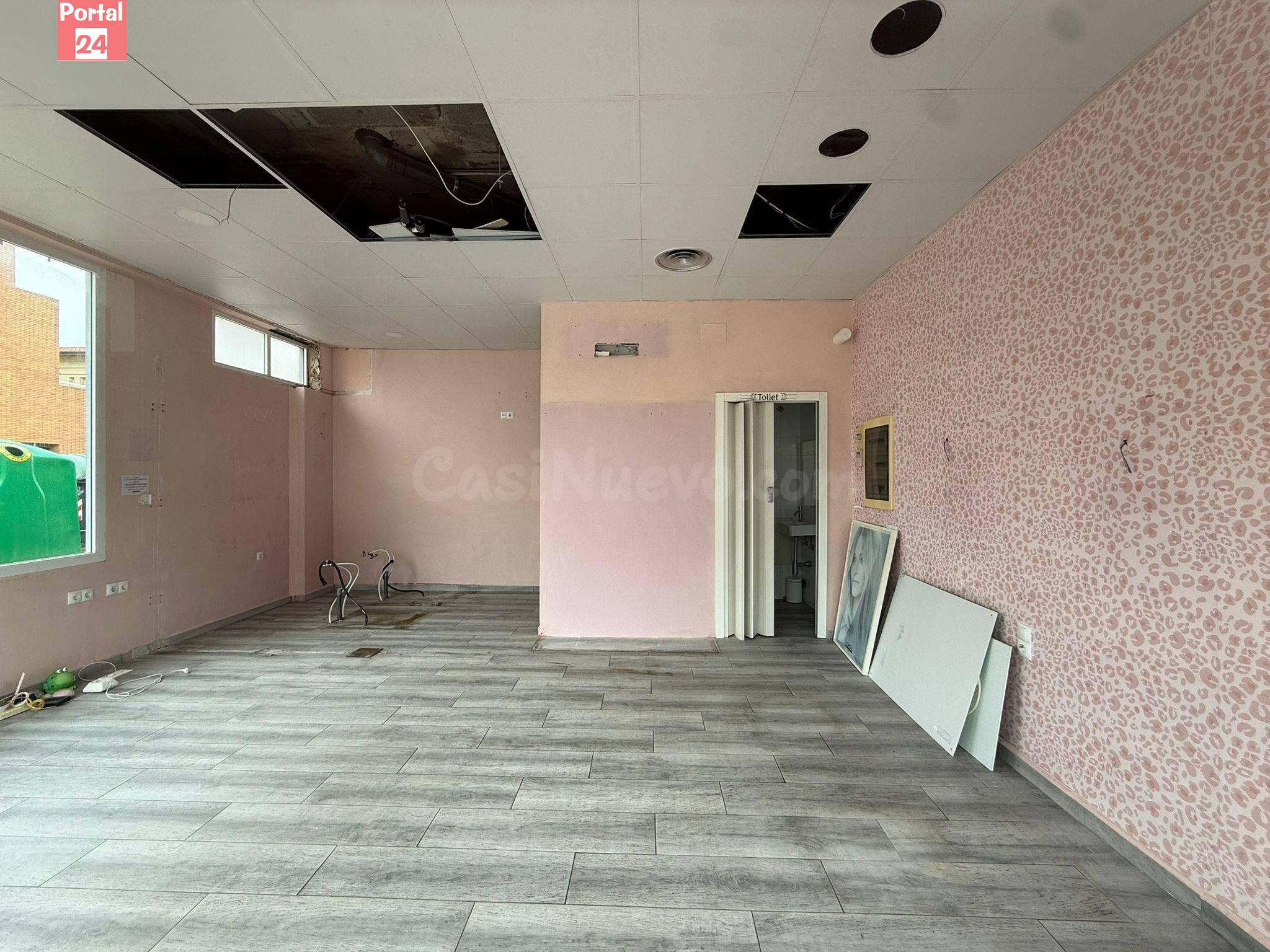 Local Comercial en Alquiler en Urbanización Guadiana, Badajo - foto 4